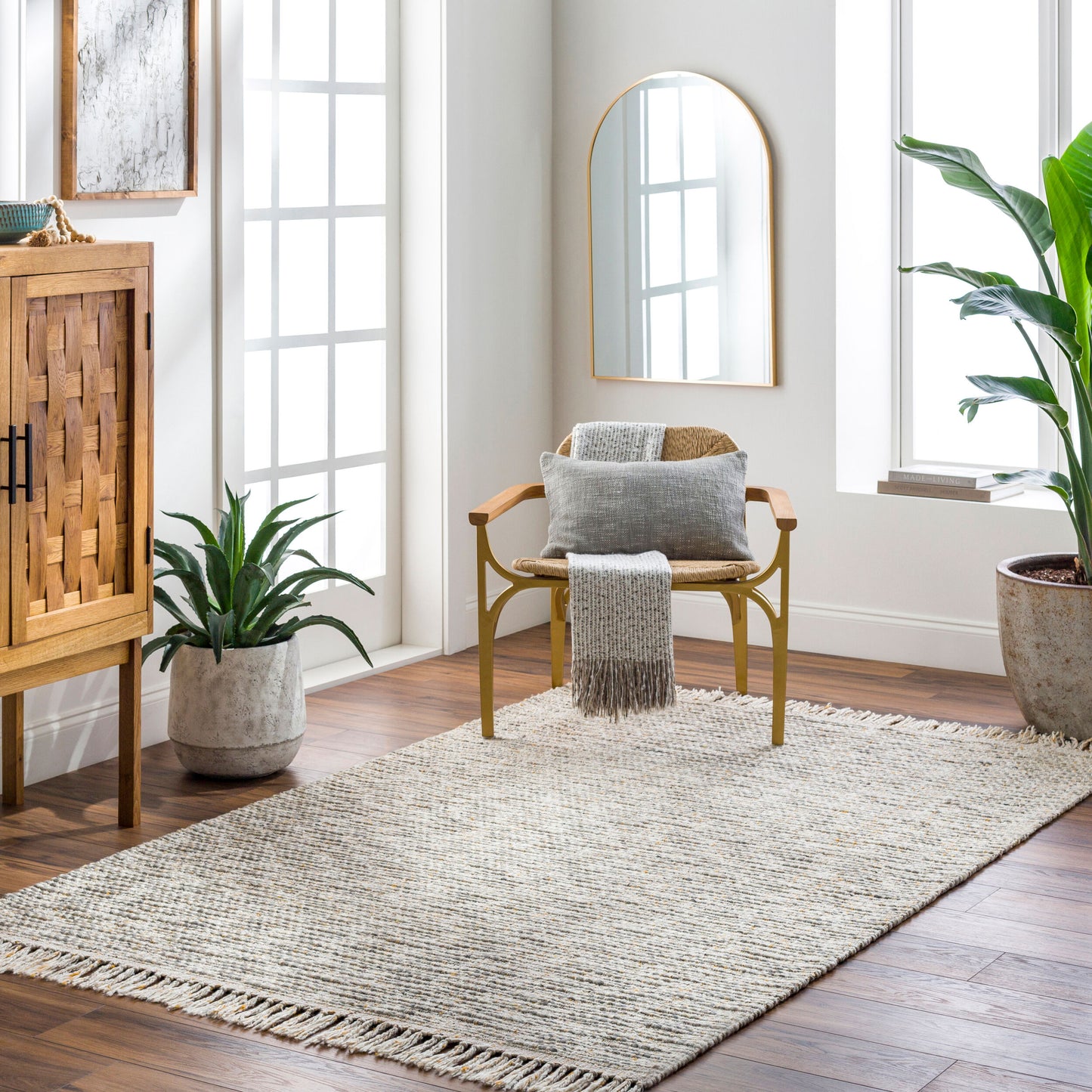 Valeria VAE-2300 5' x 7' Handmade Area Rug
