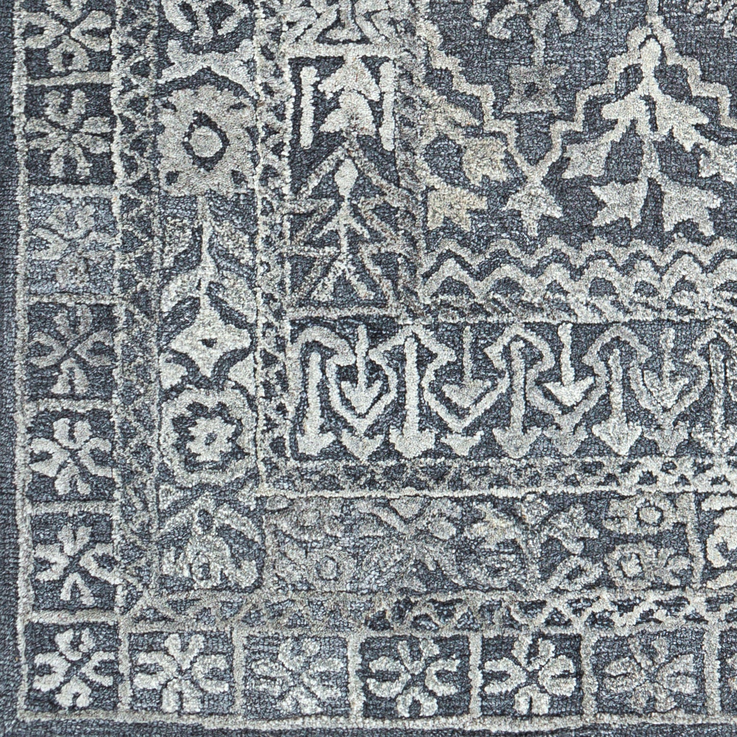 Vancouver VCR-2305 2' x 3' Handmade Accent Rug