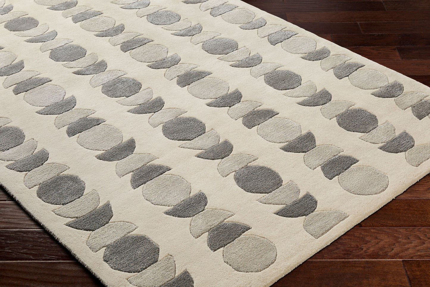 Vilnius VNS-2301 2' x 3' Handmade Accent Rug