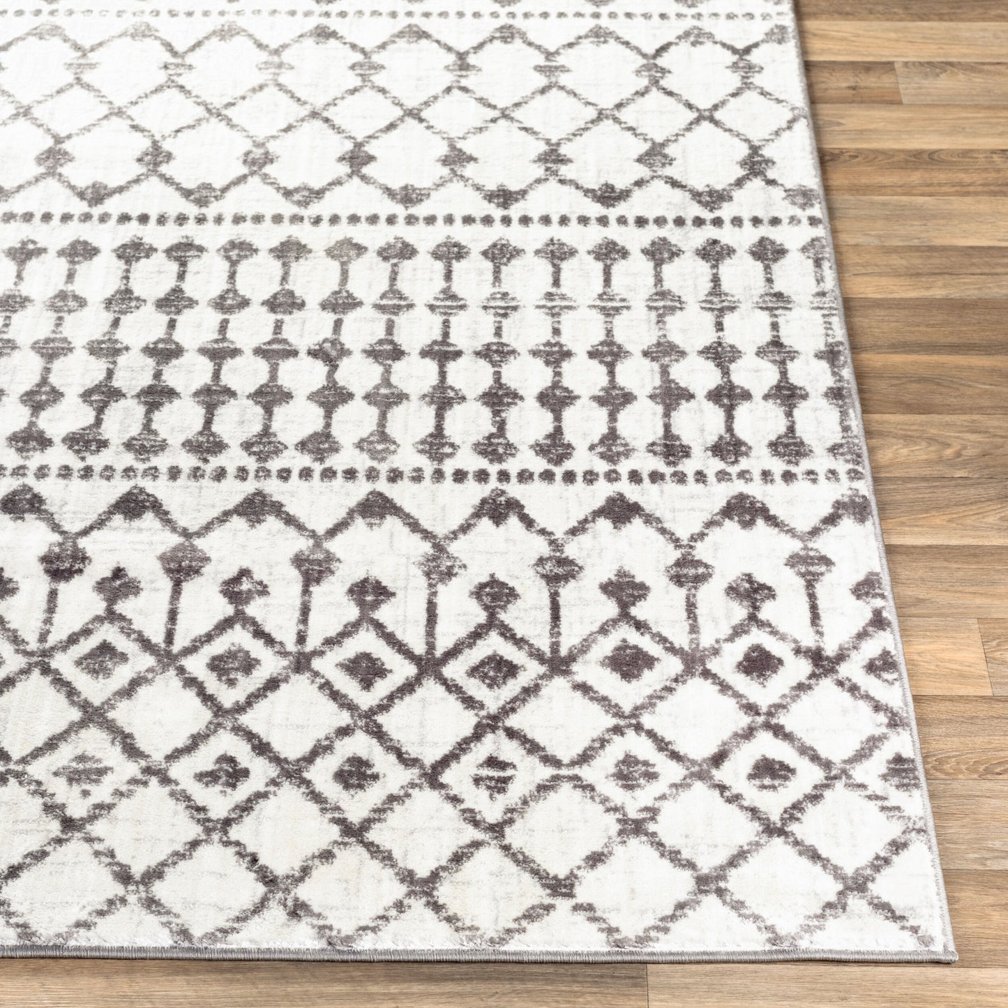 Wanderlust WNL-2317 5' x 7' Machine Woven Area Rug