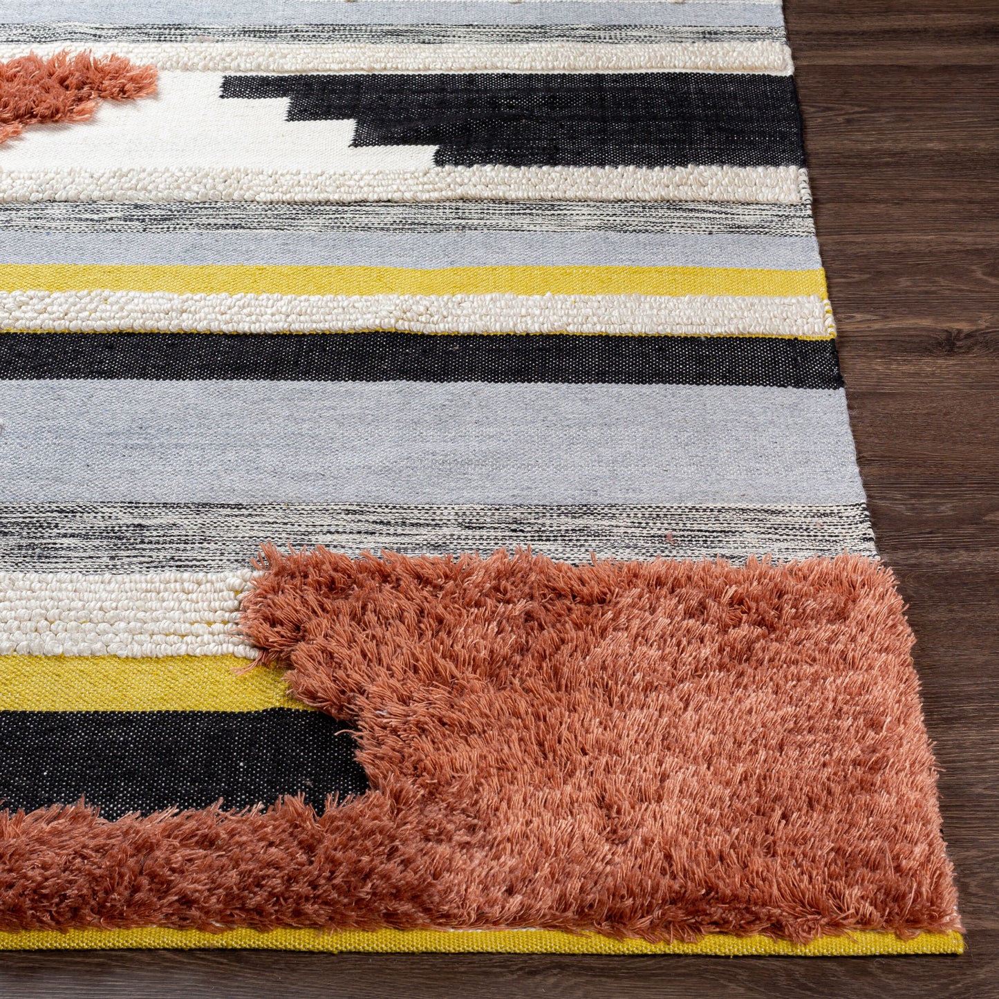 Yuva YUV-2300 2' x 3' Handmade Recyled Accent Rug