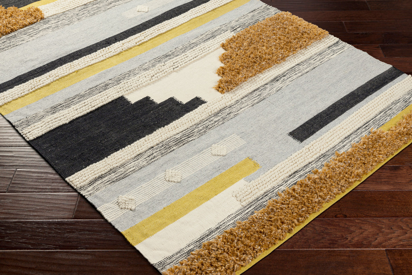 Yuva YUV-2301 2' x 3' Handmade Recyled Accent Rug