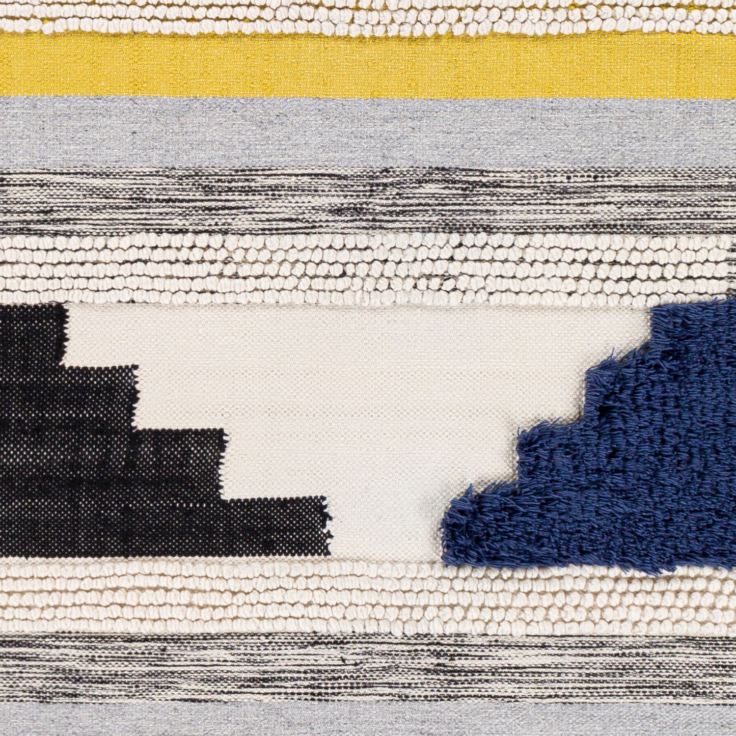 Yuva YUV-2302 2' x 3' Handmade Recyled Accent Rug