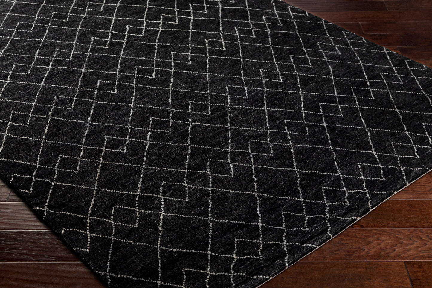 Zara ZAR-2305 2' x 3' Handmade Accent Rug