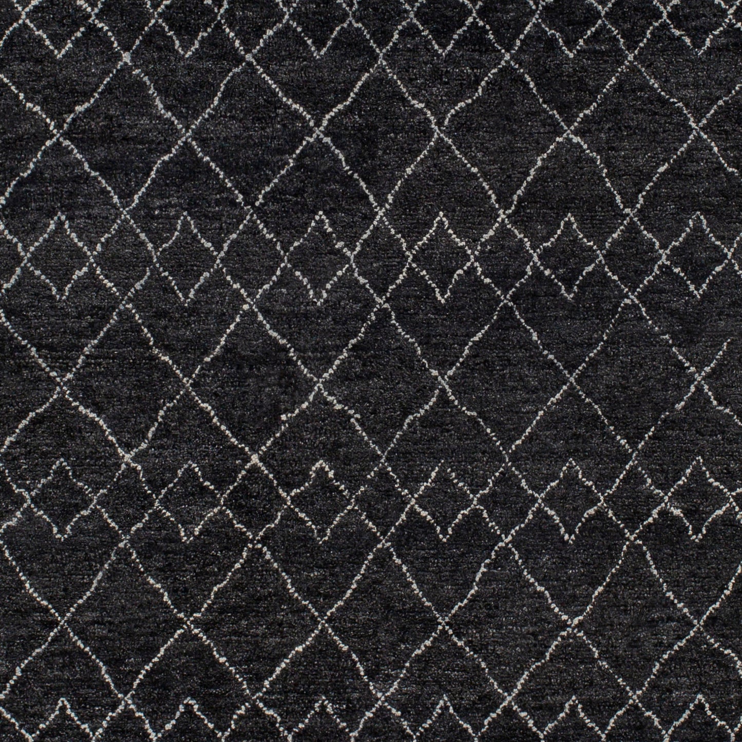 Zara ZAR-2305 2' x 3' Handmade Accent Rug