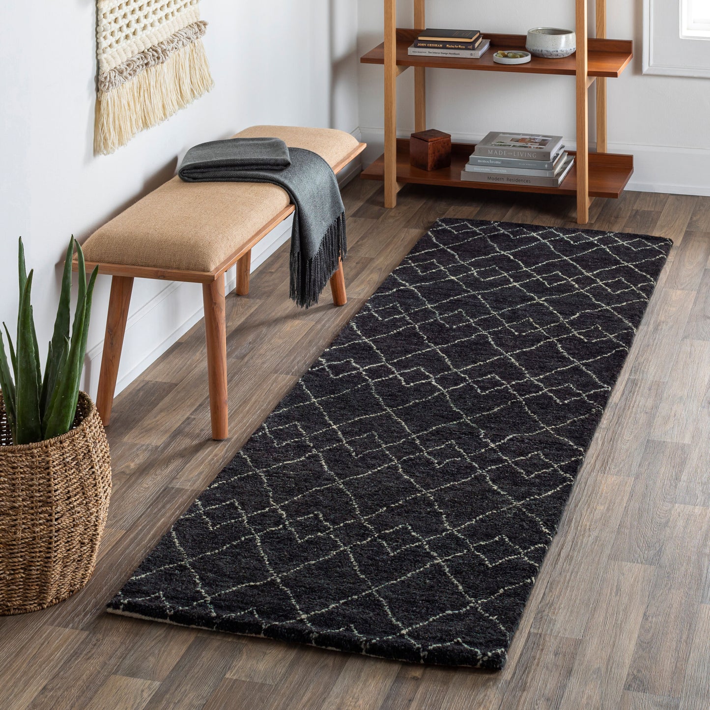 Zara ZAR-2305 8ft Runner Handmade Runner Rug
