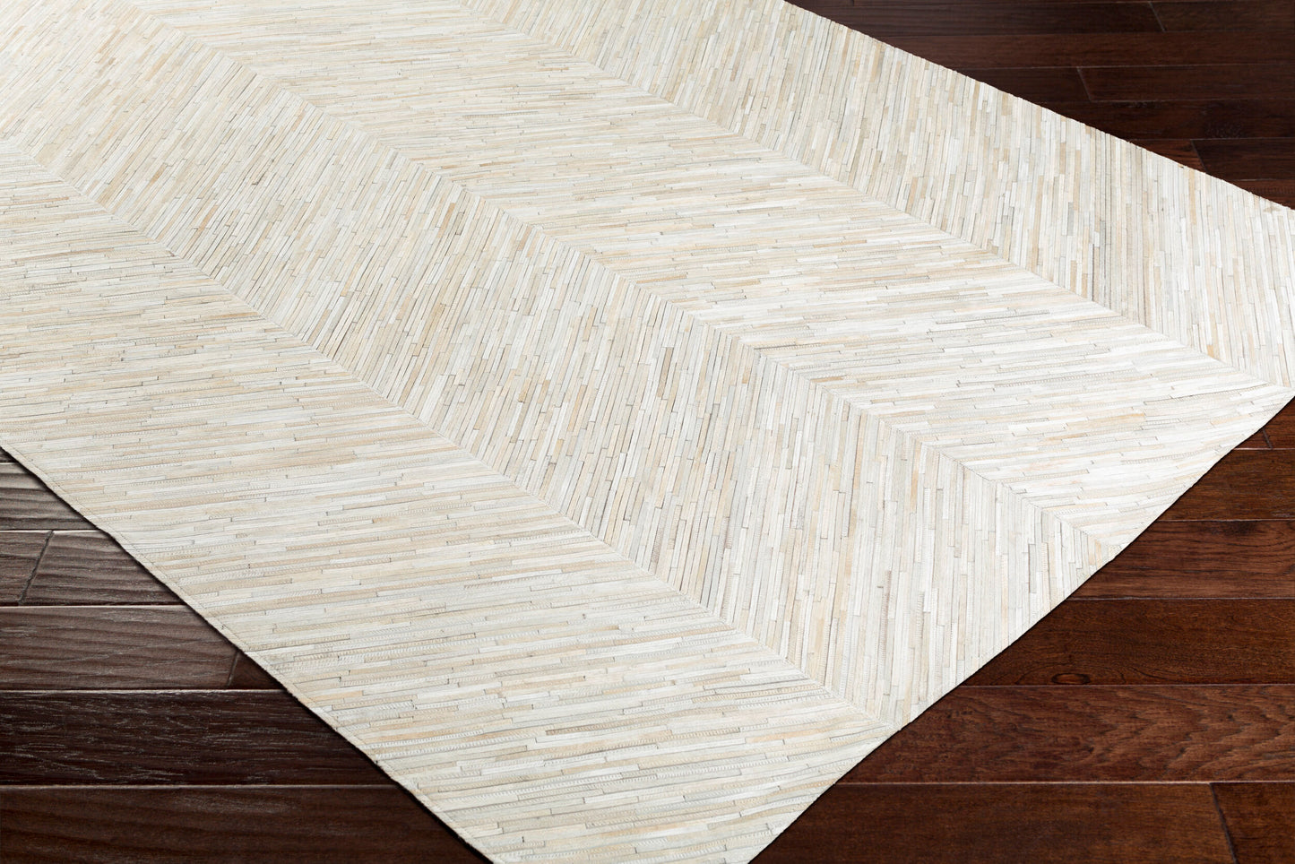 Zander ZND-1001 2' x 3' Handmade Accent Rug