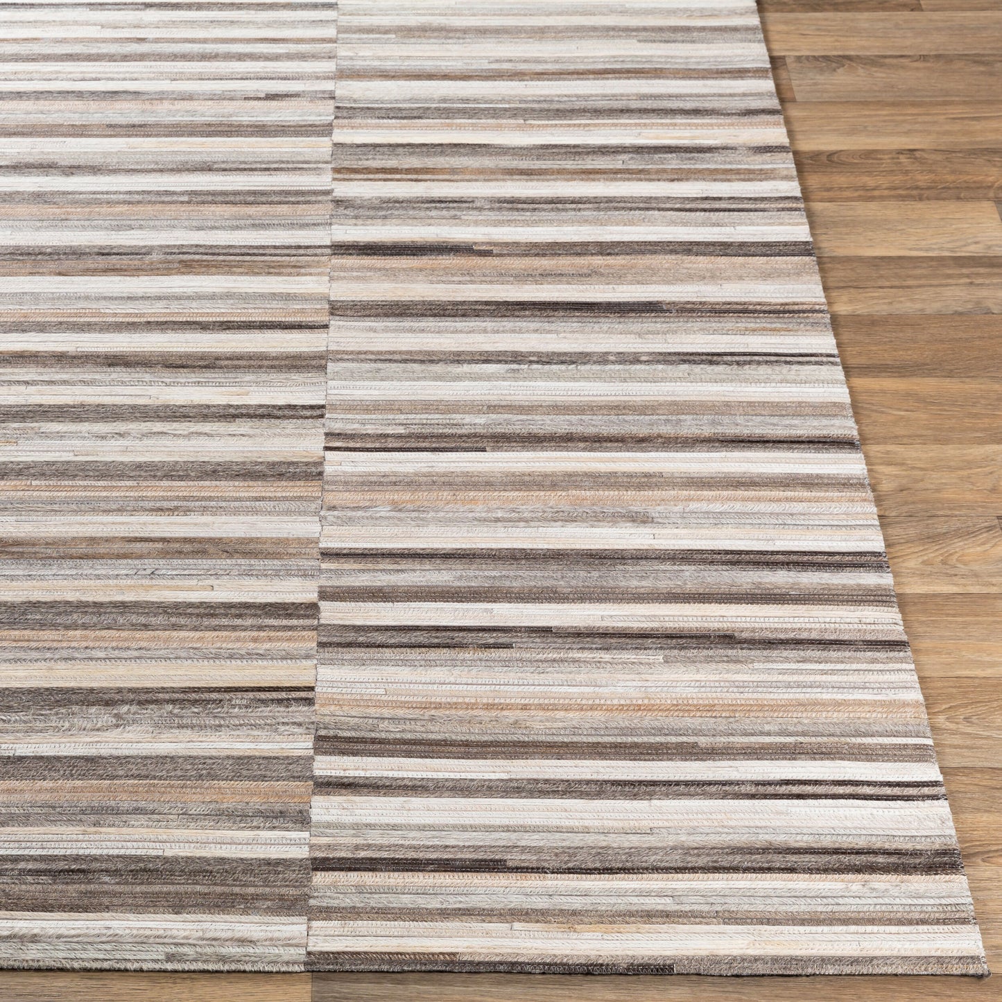 Zander ZND-1008 2' x 3' Handmade Accent Rug