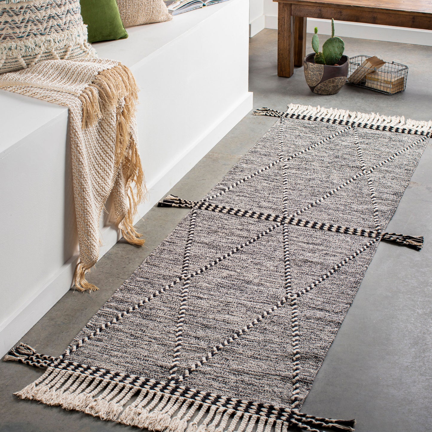 Zanafi ZNF-2301 8ft Runner Handmade Runner Rug
