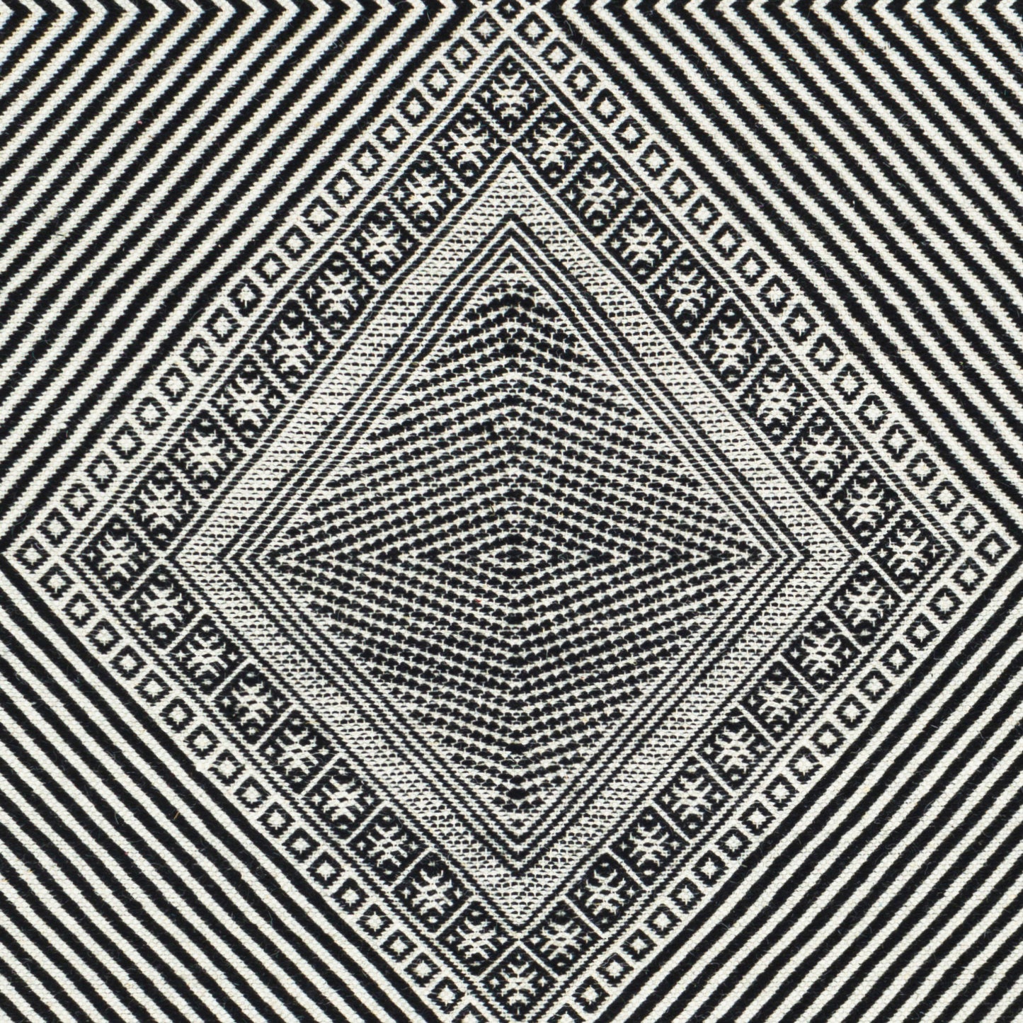 Zanafi ZNF-2302 6' x 9' Handmade Wool Area Rug