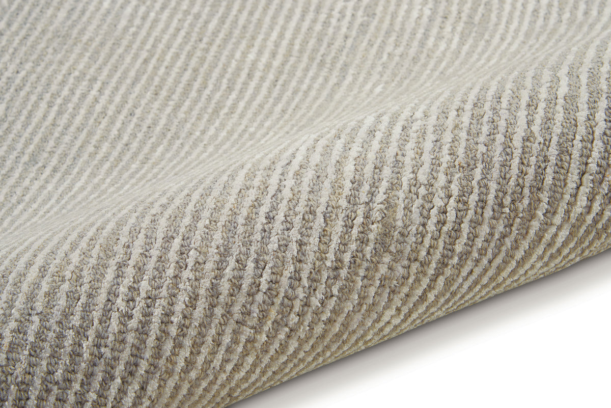Calvin Klein Home Ravine RAV01 Fog Tufted Rug