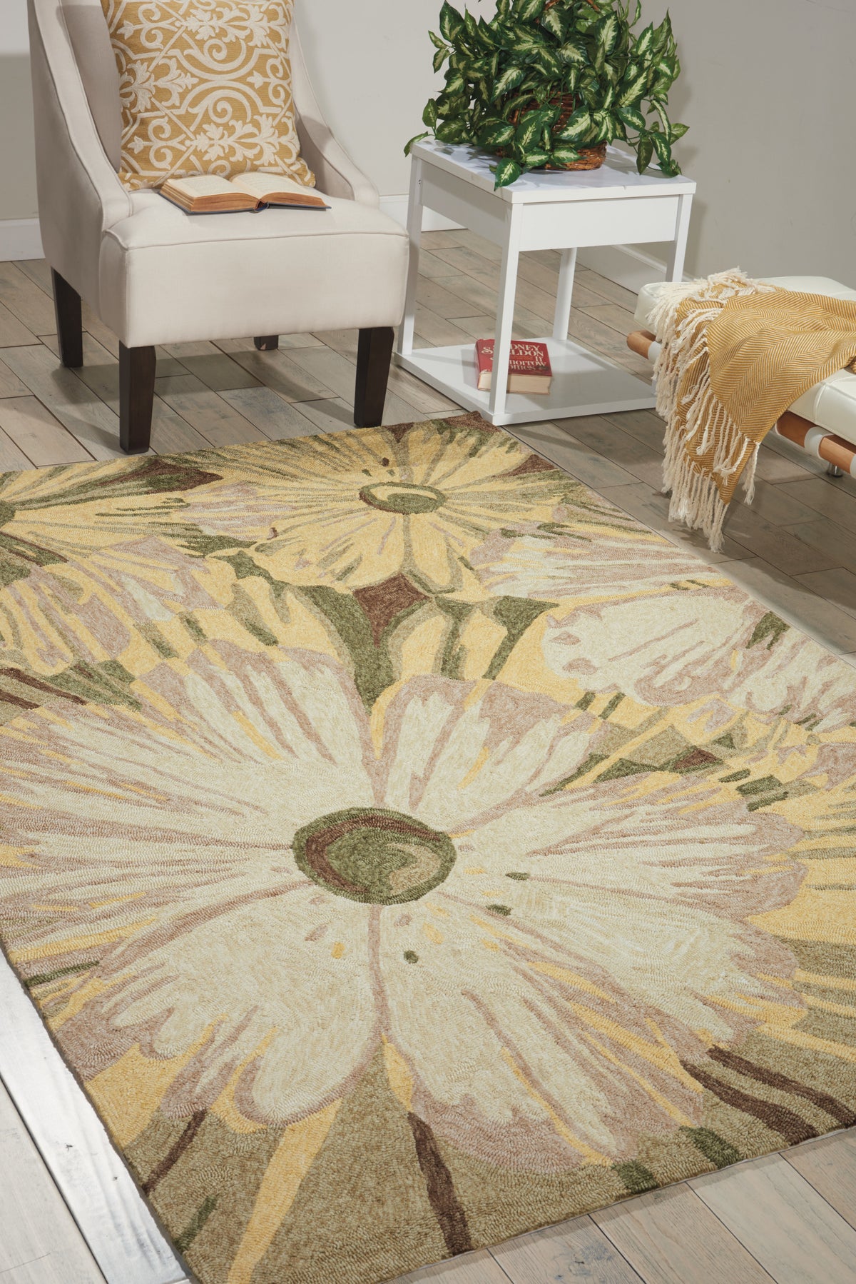 South Beach SOU19 Kiwi Hooked Rug