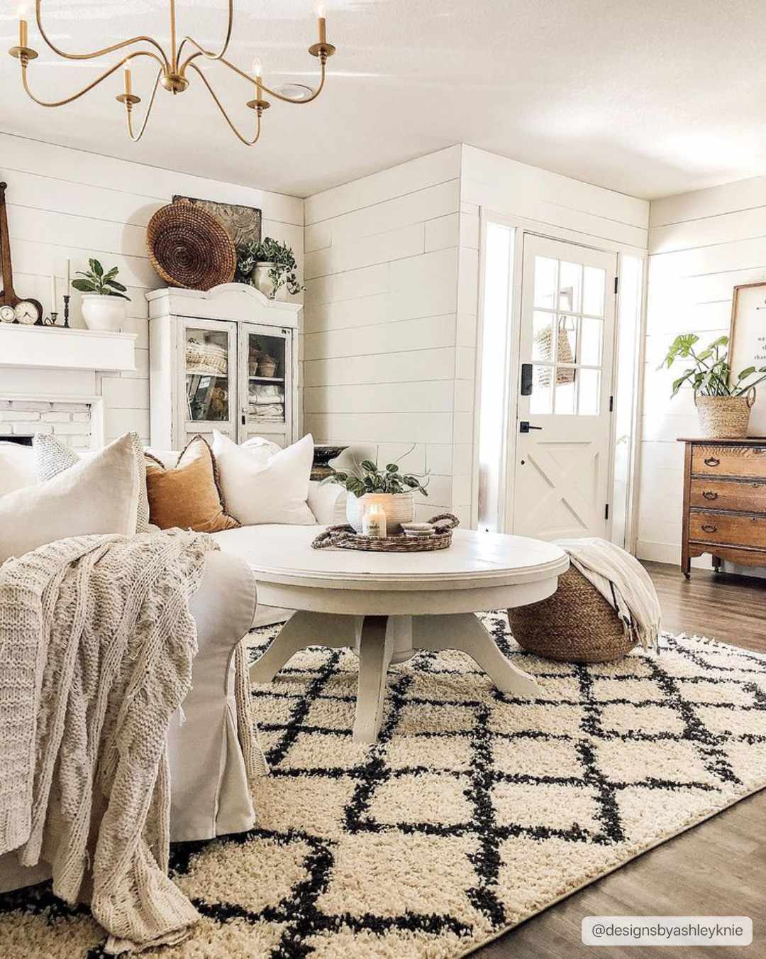 Berber Shag BBE-2300 Machine Woven Rug