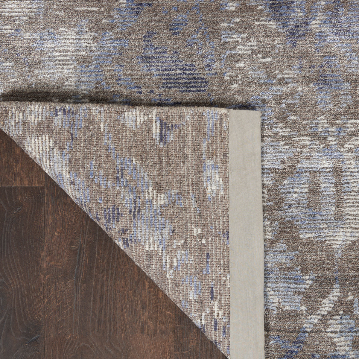 Lucent LCN03 Dove Knotted Rug