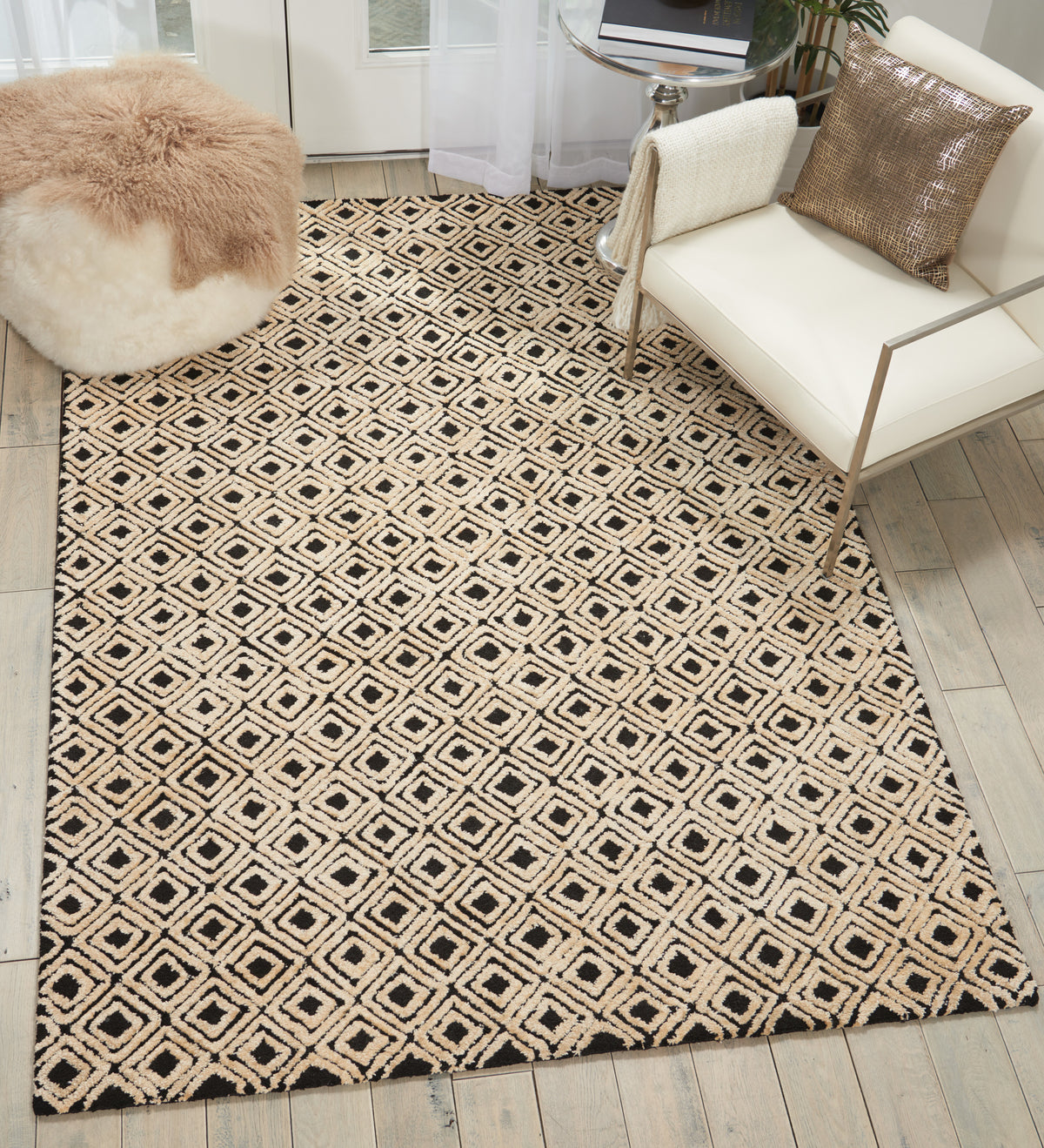 Deco Mod DEC02 Black Beige Tufted Rug