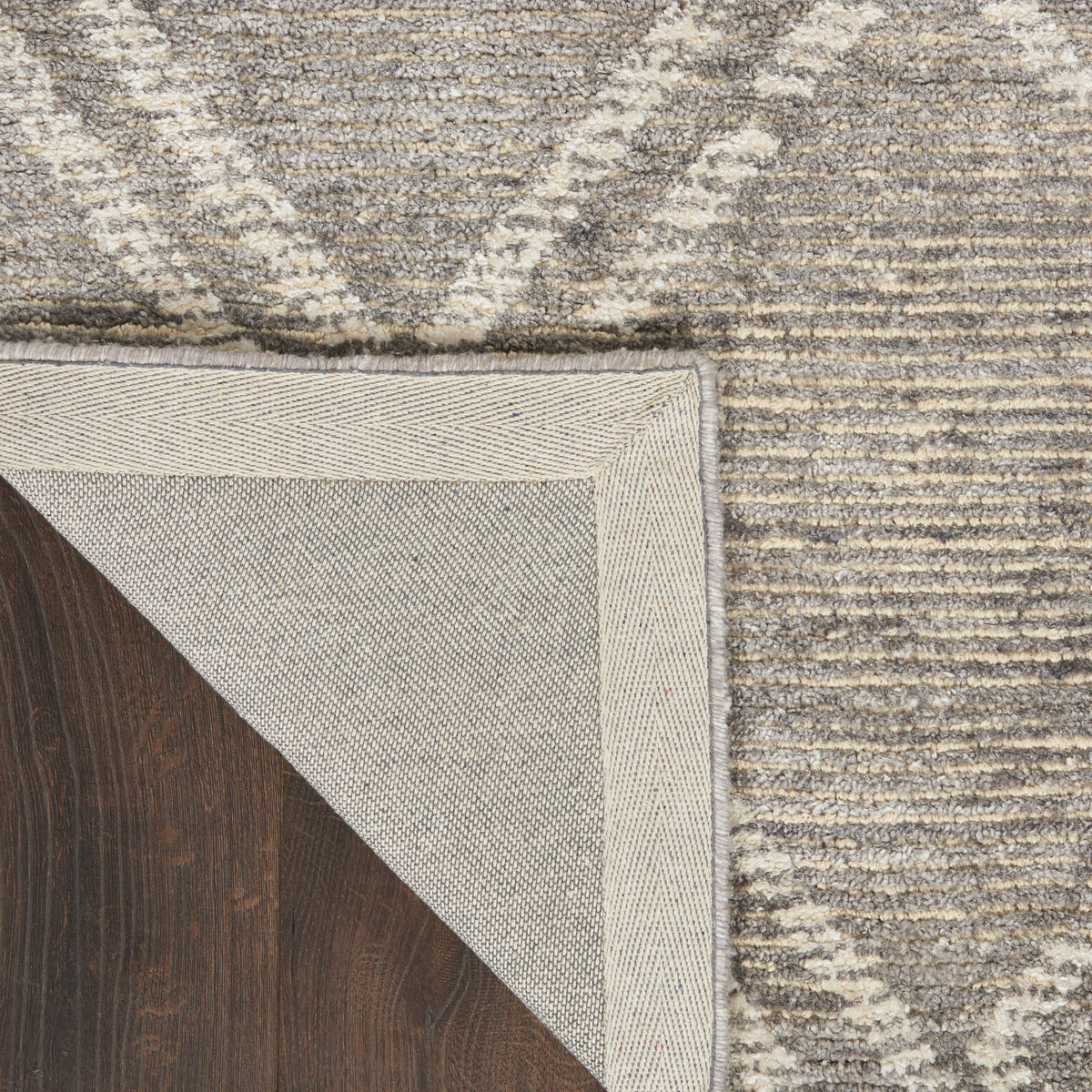 Venosa VSN01 Grey Ivory Tufted Rug