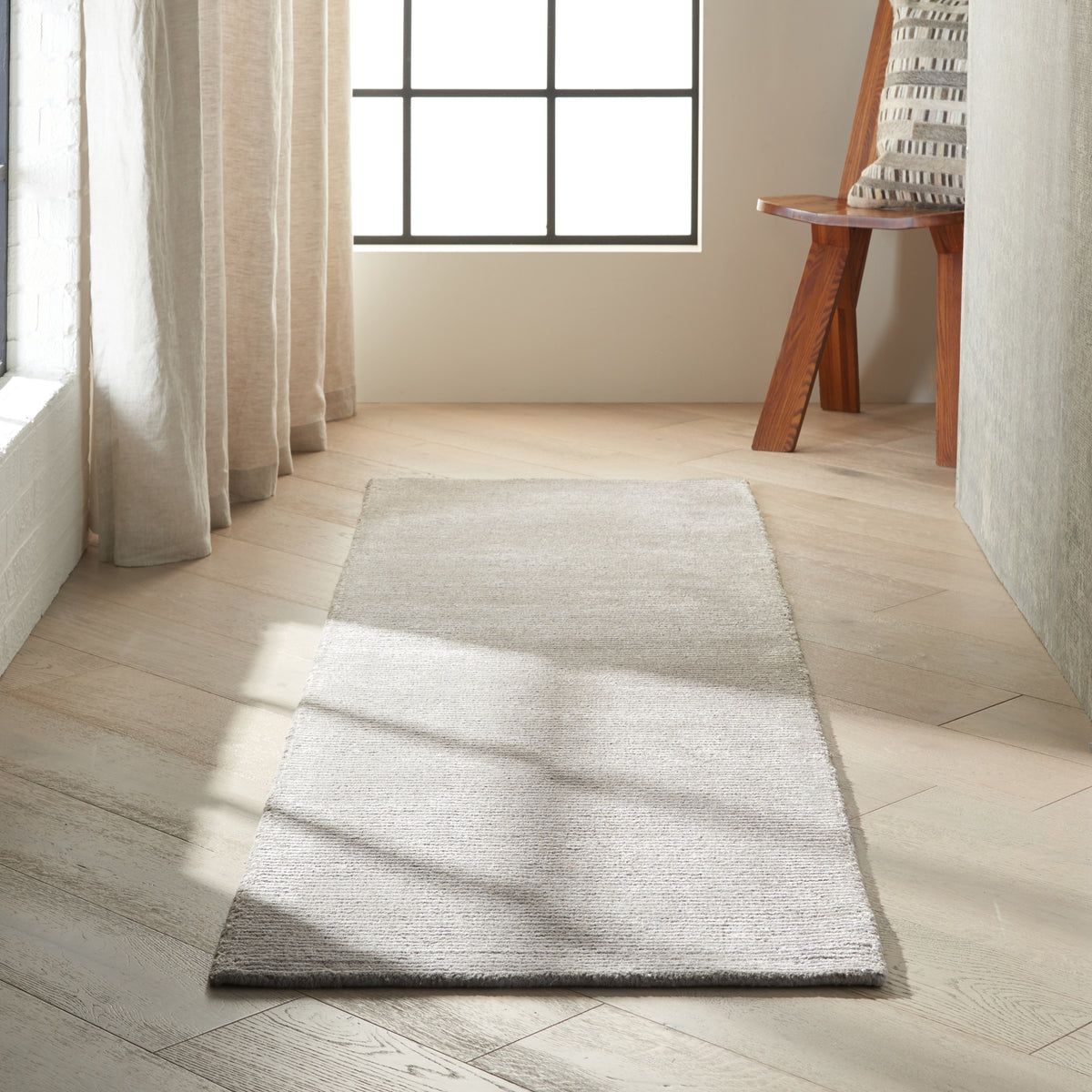 Calvin Klein Home Ravine RAV01 Fog Tufted Rug