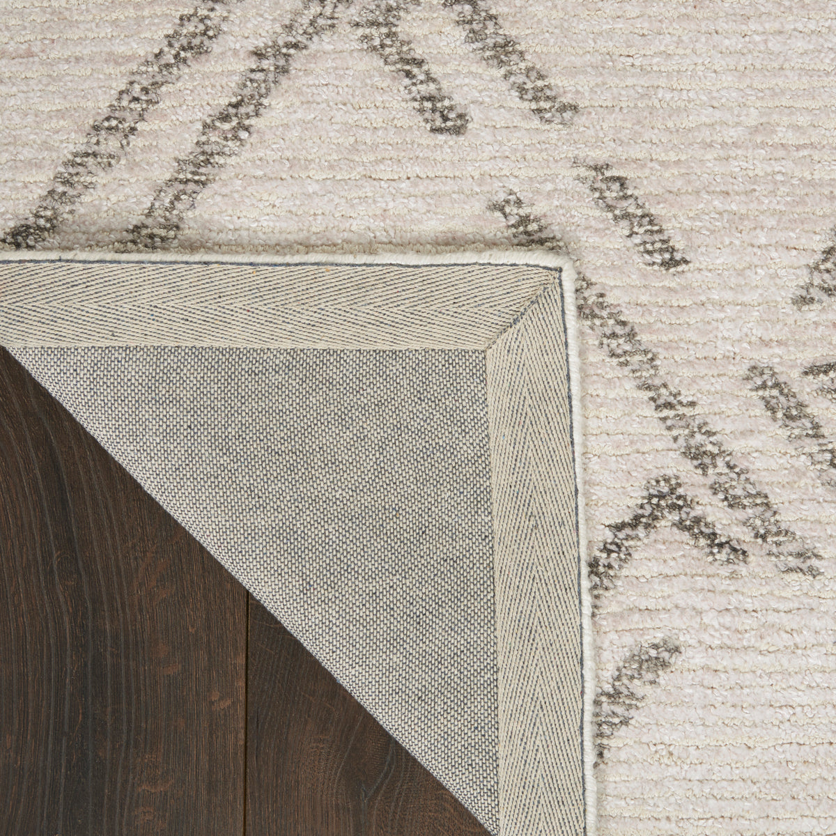 Venosa VSN01 Ivory/Grey Tufted Rug