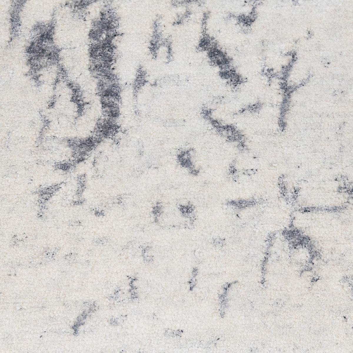 Silk Shadows SHA10 Sterling Knotted Rug
