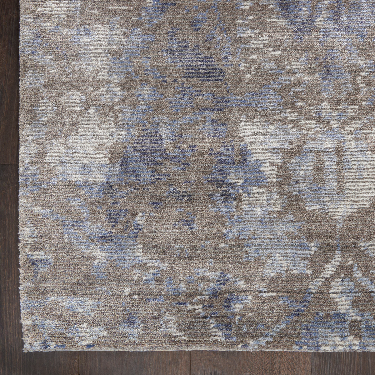 Lucent LCN03 Dove Knotted Rug