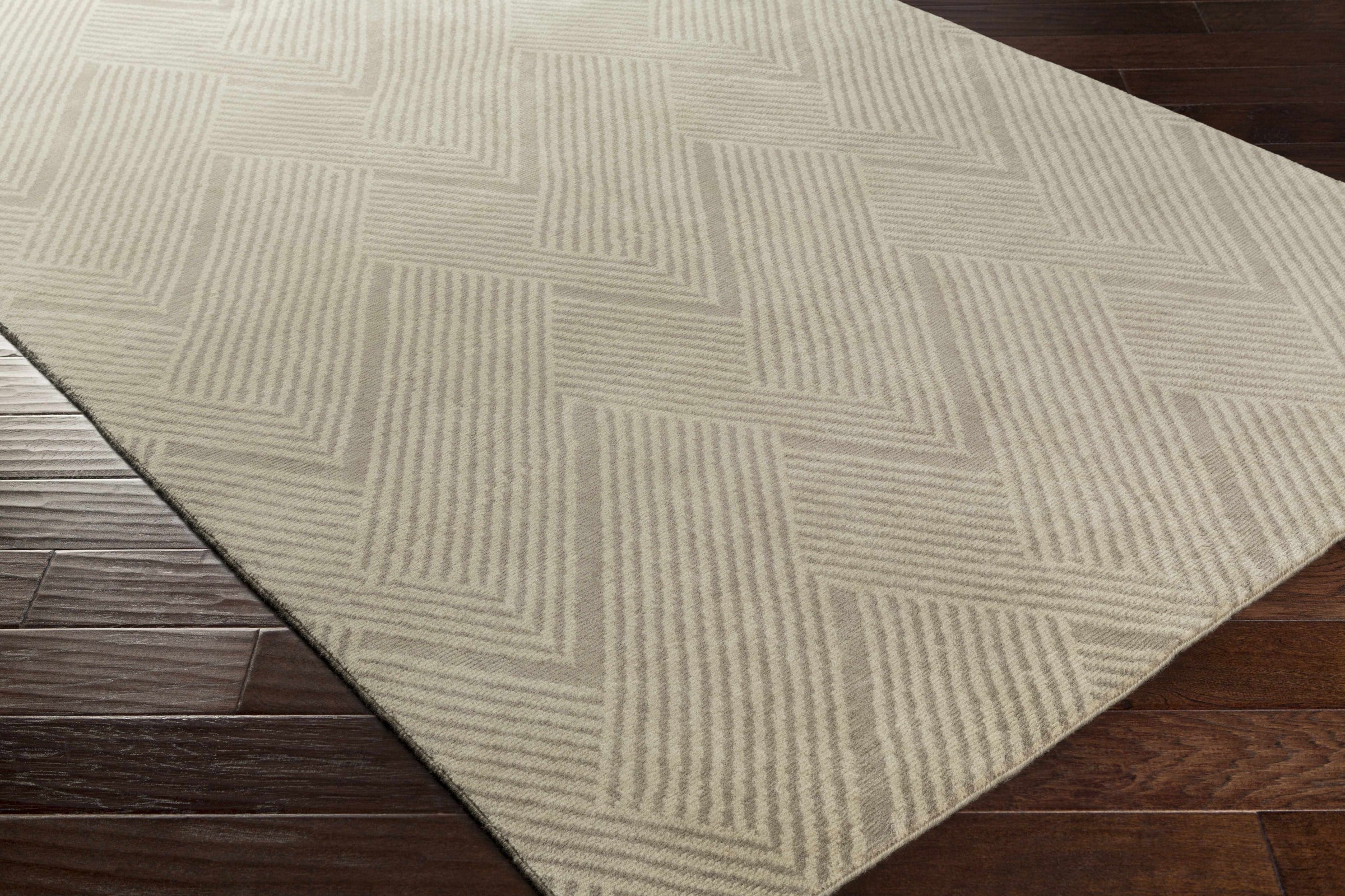 Lenox LNX-4001 Hand Knotted Rug