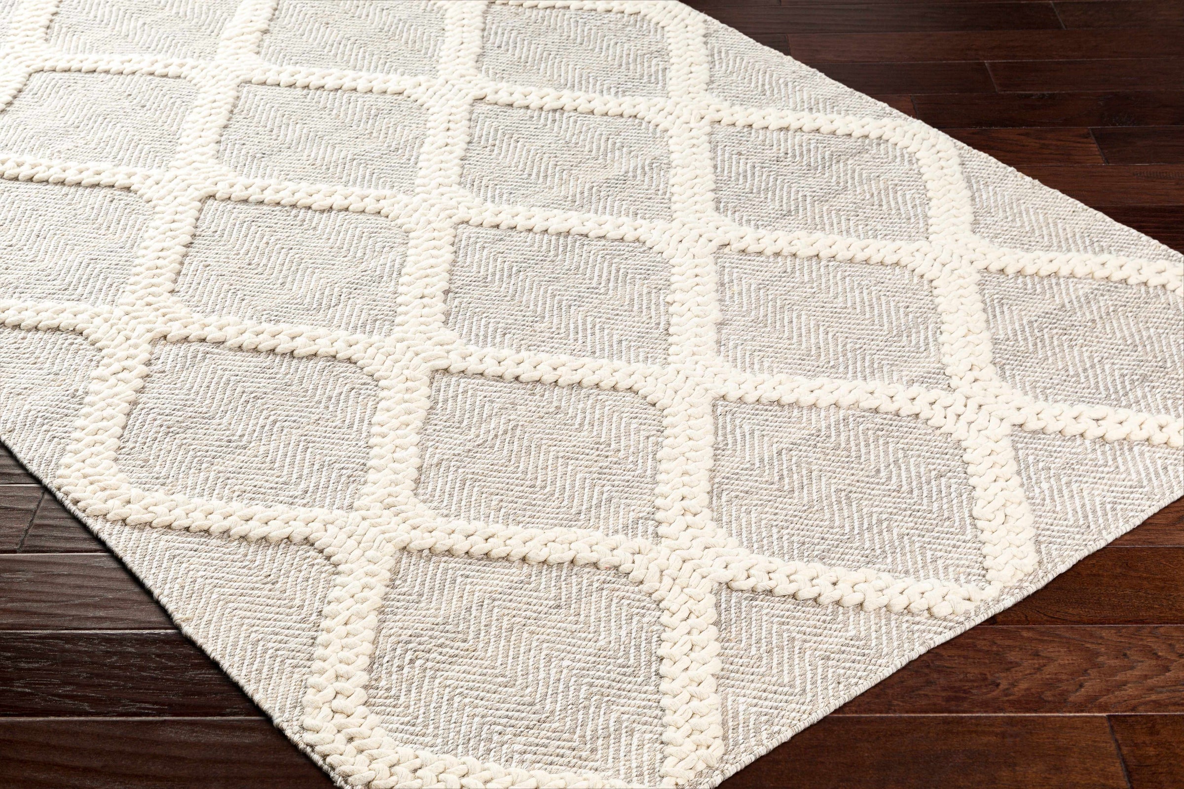 Nina NNA-2300 Hand Woven Rug