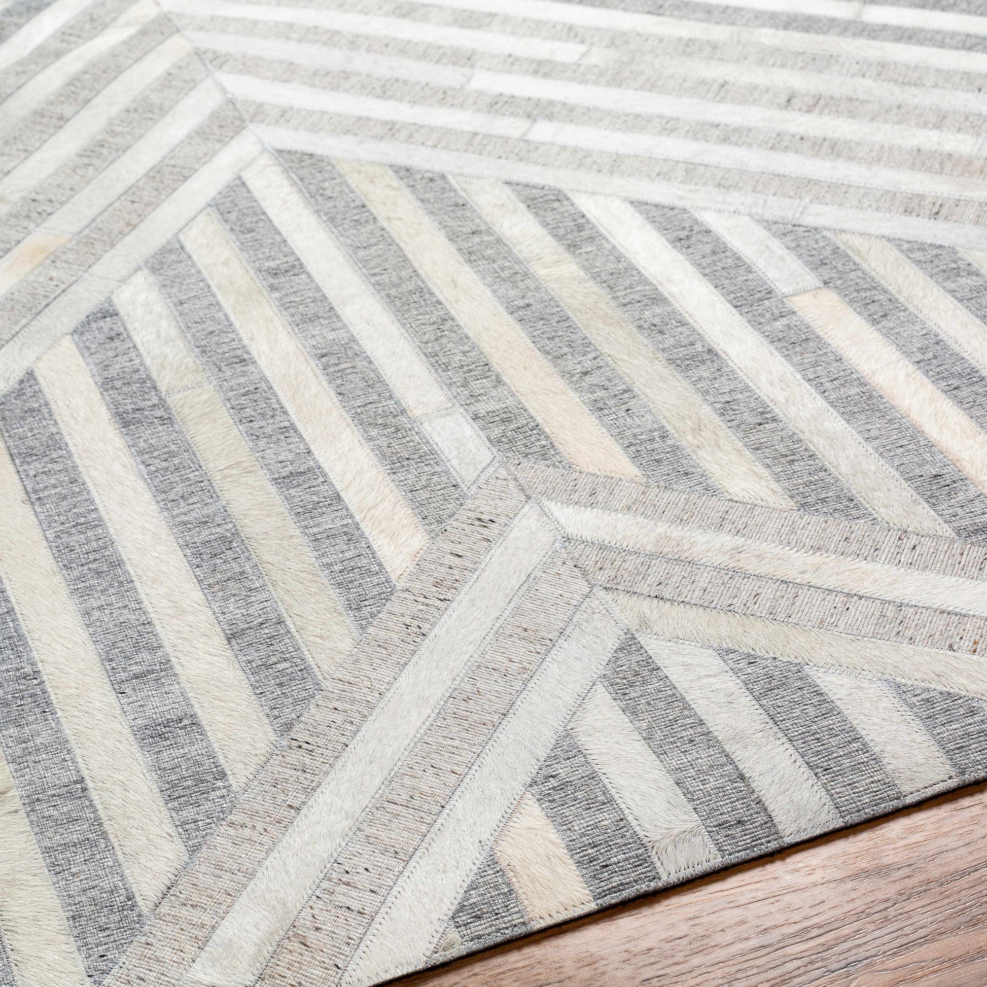 Medora MOD-1028 Handmade Rug