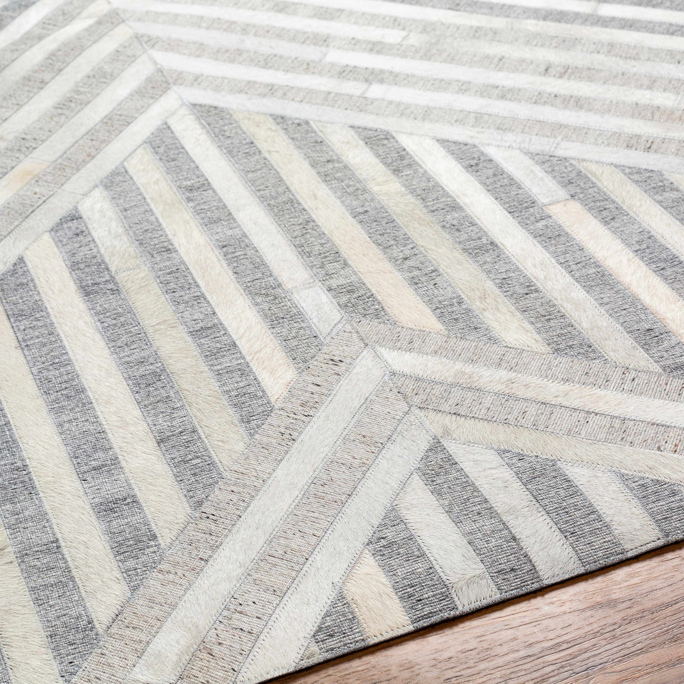 Medora MOD-1028 Handmade Rug