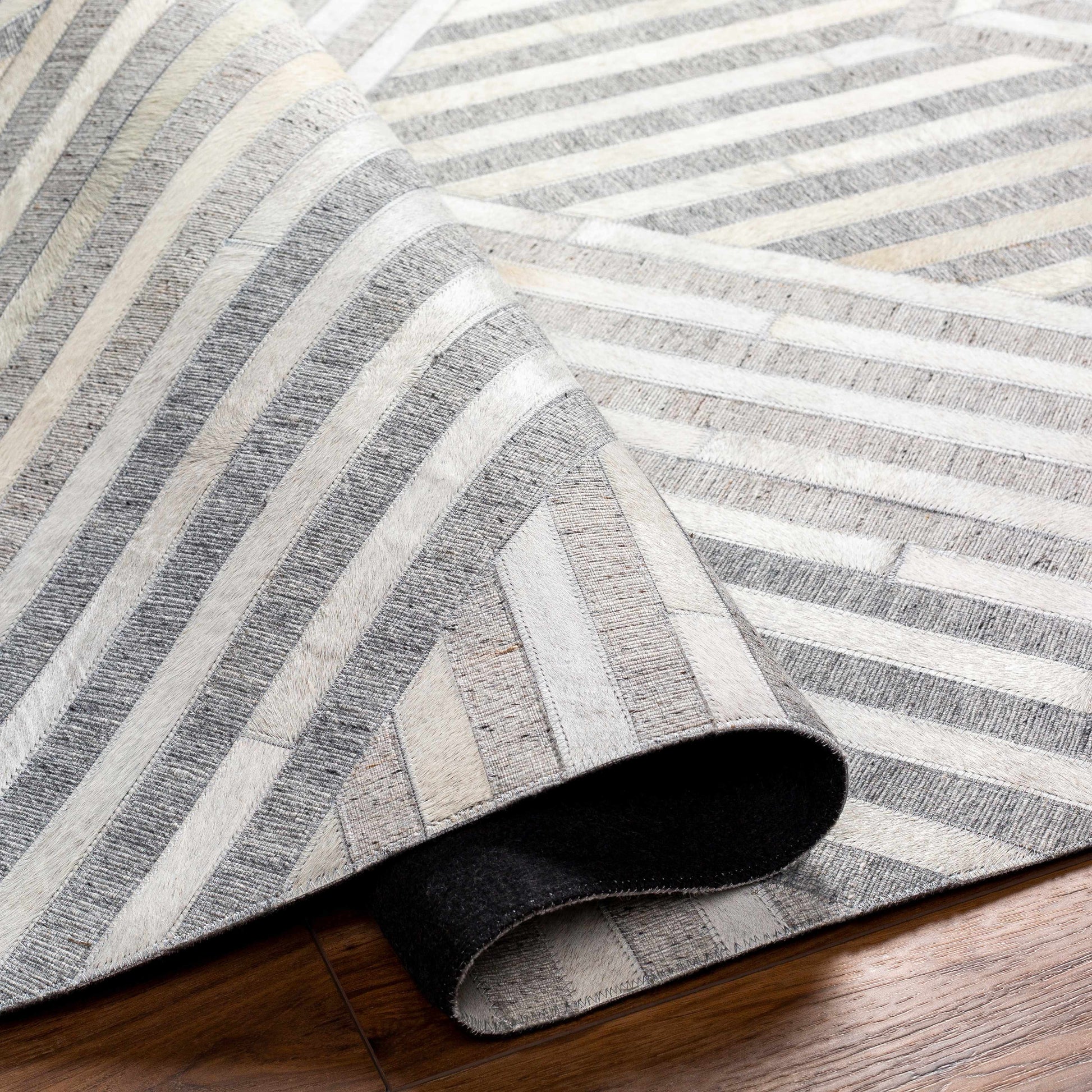 Medora MOD-1028 Handmade Rug