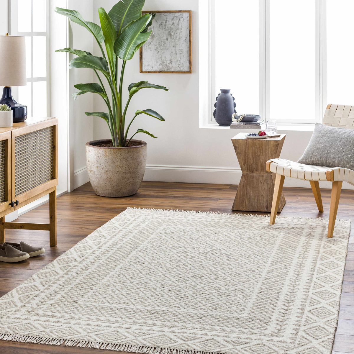 Mardin MDI-2318 Hand Woven Rug