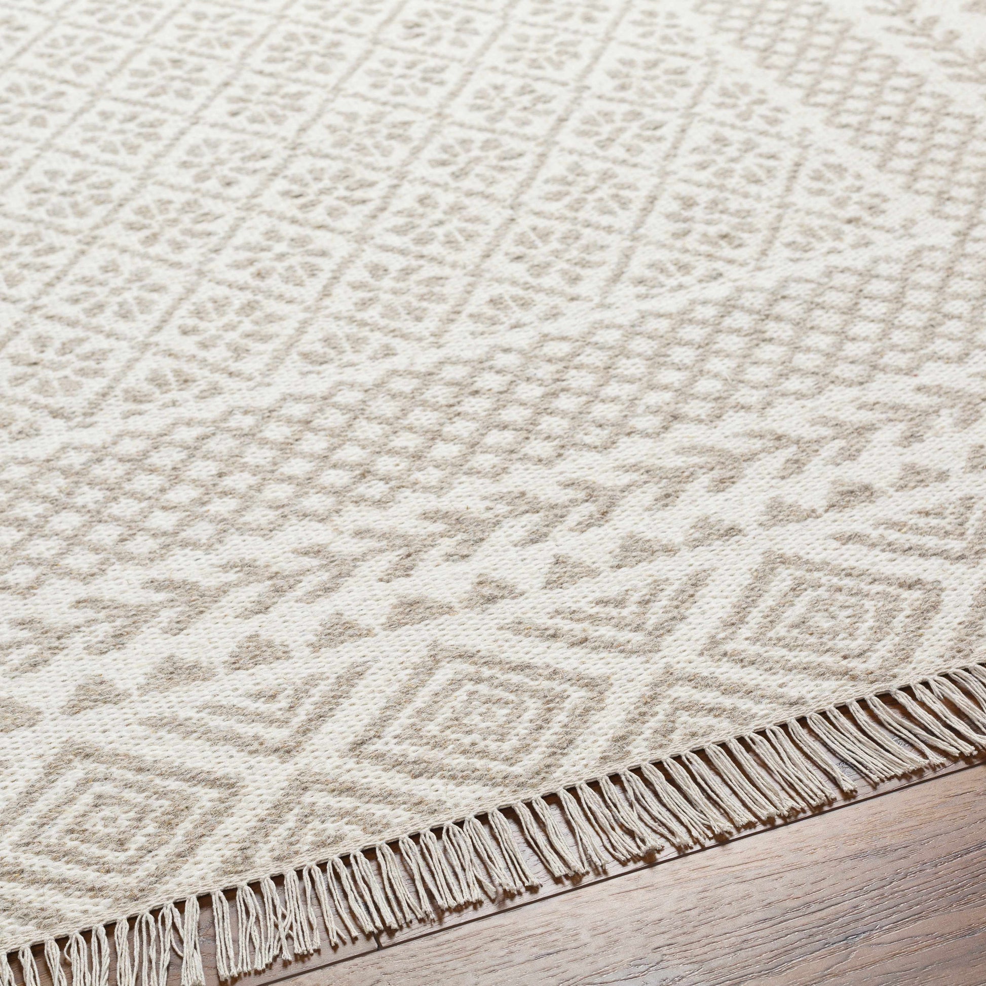 Mardin MDI-2318 Hand Woven Rug