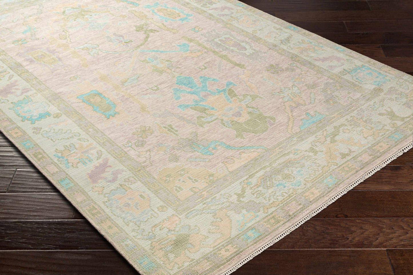 Ushak USK-2302 Handmade Rug