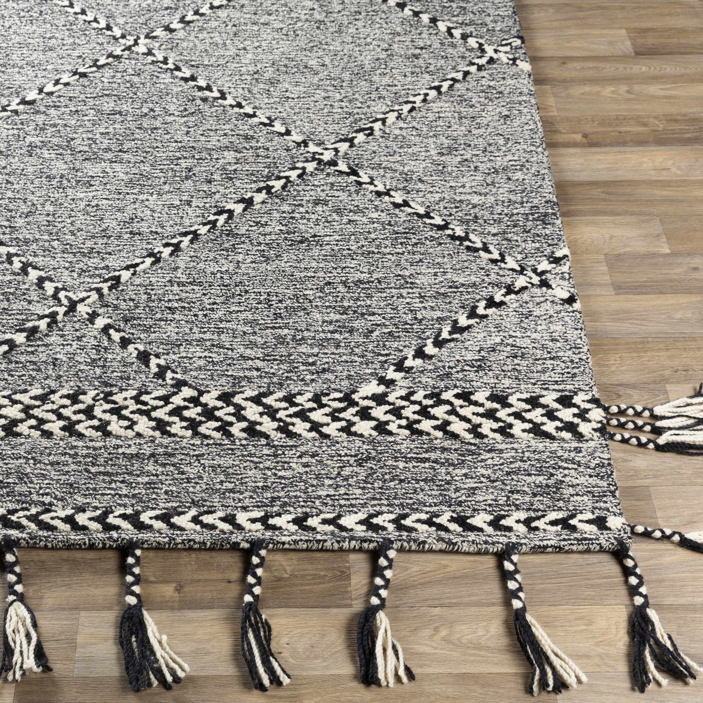 Zanafi Tassels ZTS-2307 Hand Tufted Rug