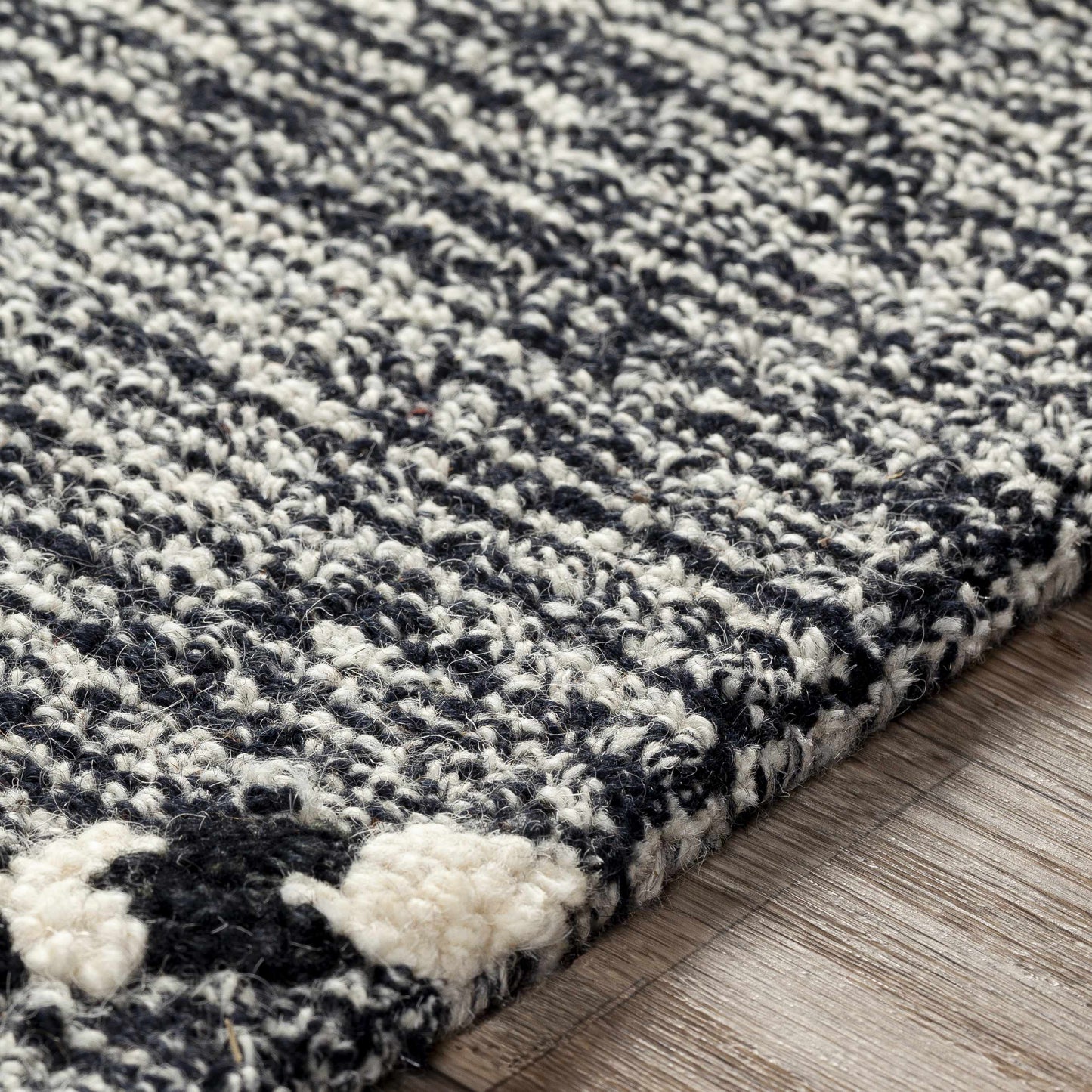 Zanafi Tassels ZTS-2307 Hand Tufted Rug