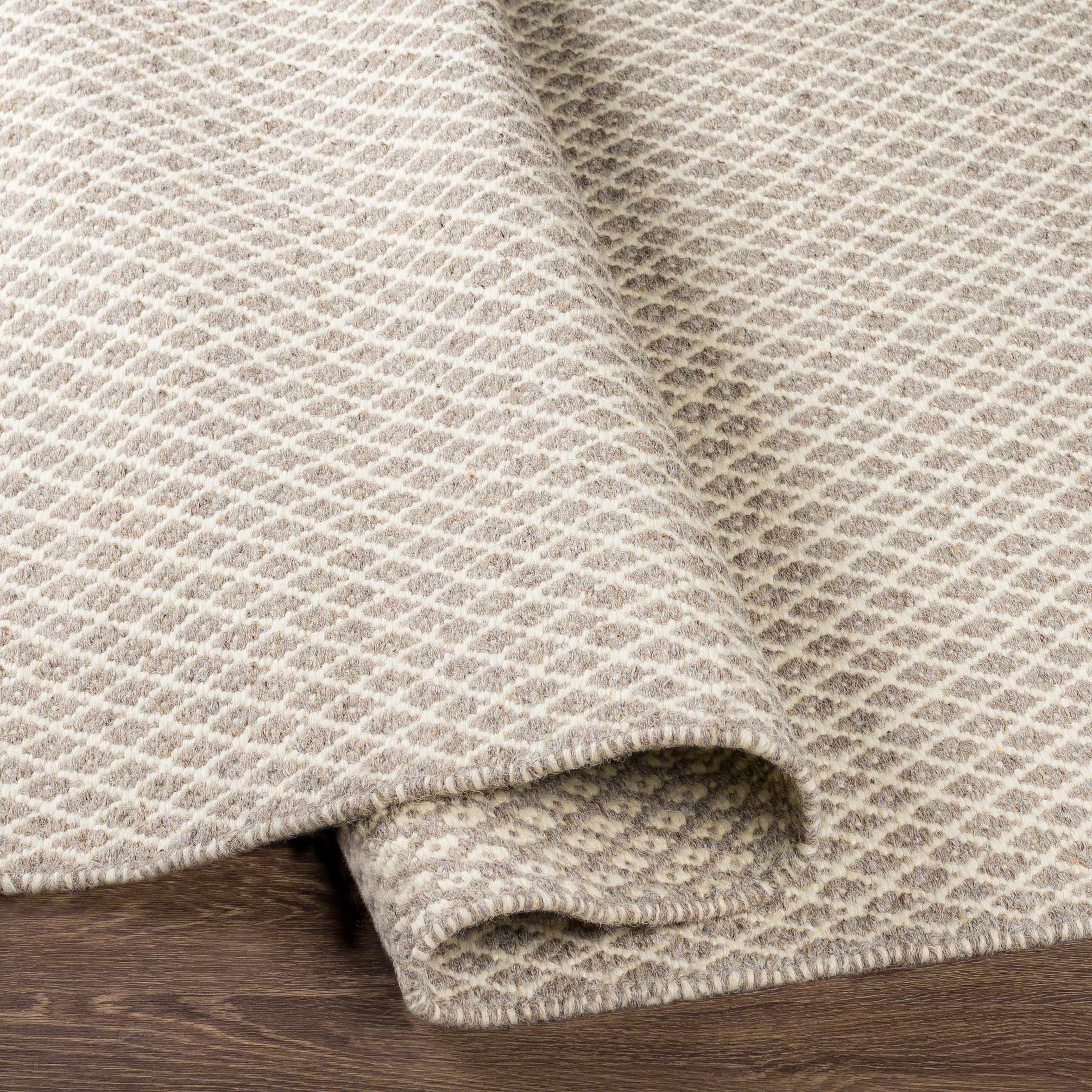 Ravena RVN-3003 Hand Woven Rug