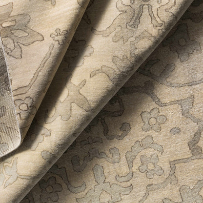 Hillcrest HIL-9040 Hand Knotted Rug