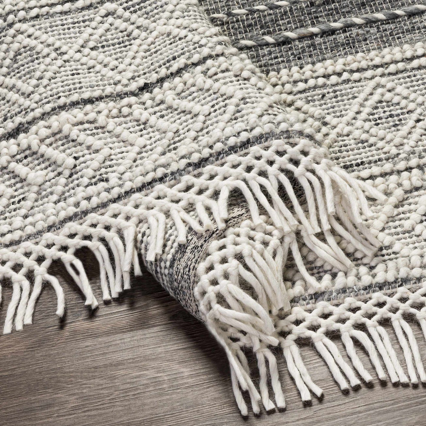 Lucia LCI-2304 Hand Woven Rug