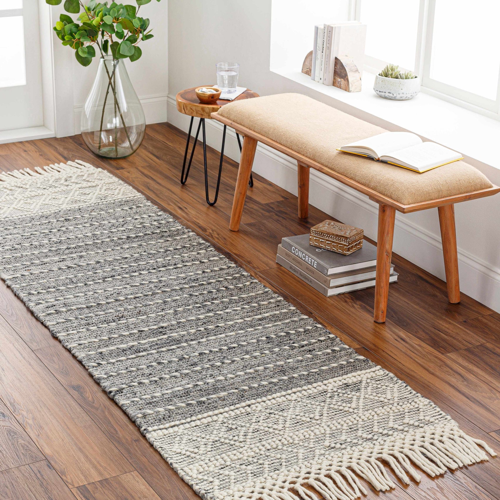 Lucia LCI-2304 Hand Woven Rug