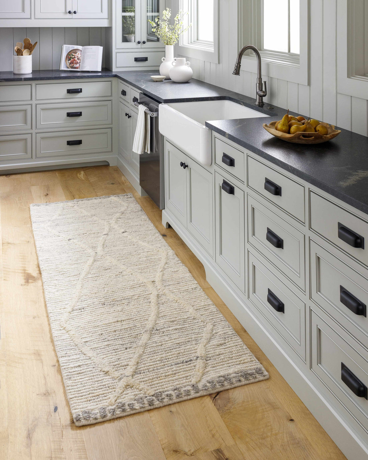 Manisa MNS-2307 Hand Woven Rug