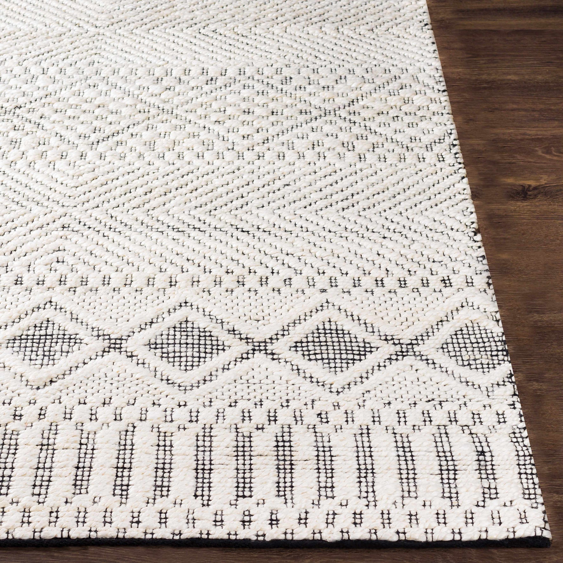 Santa Barbara SBB-2303 Hand Woven Rug