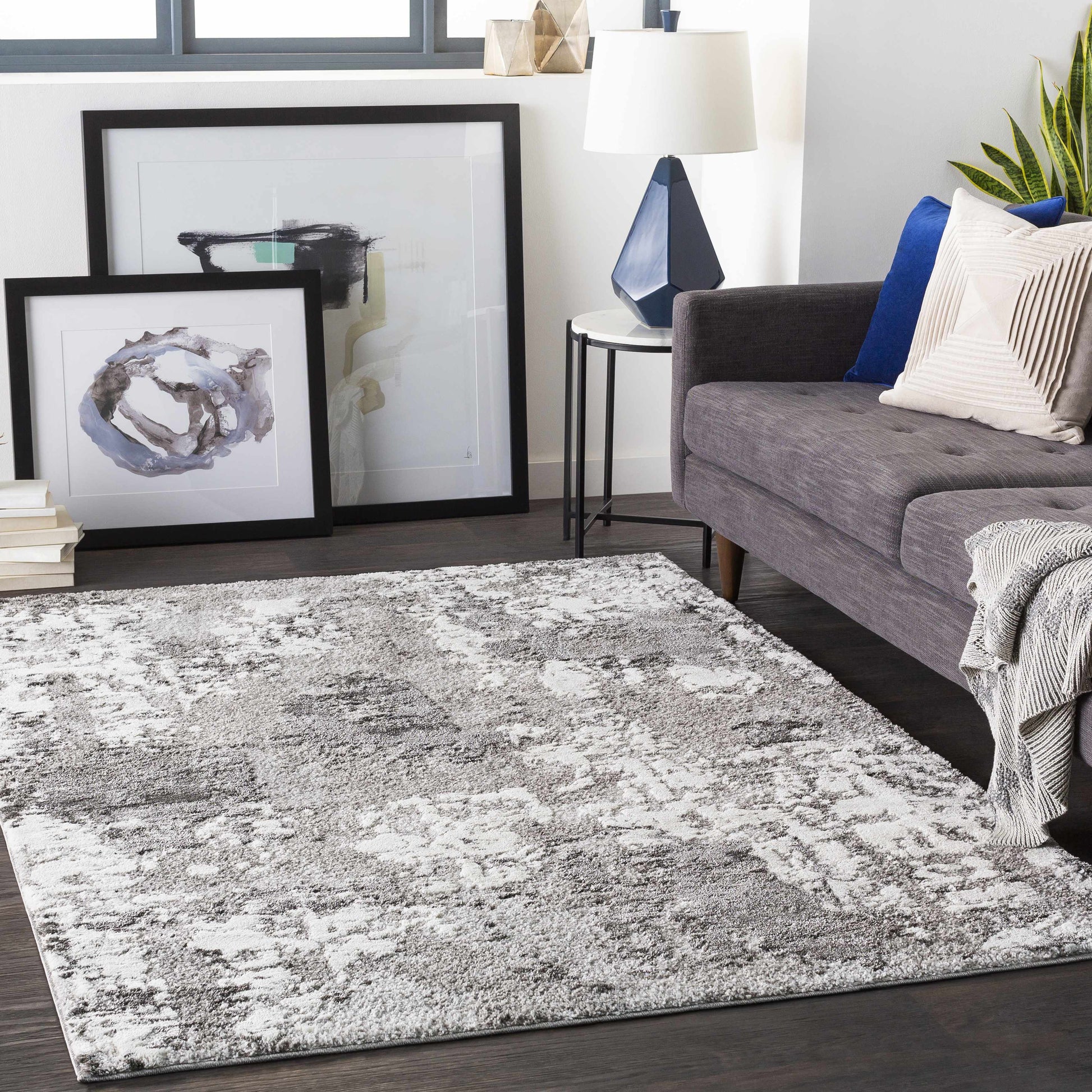 Venice VNE-2308 Machine Woven Rug