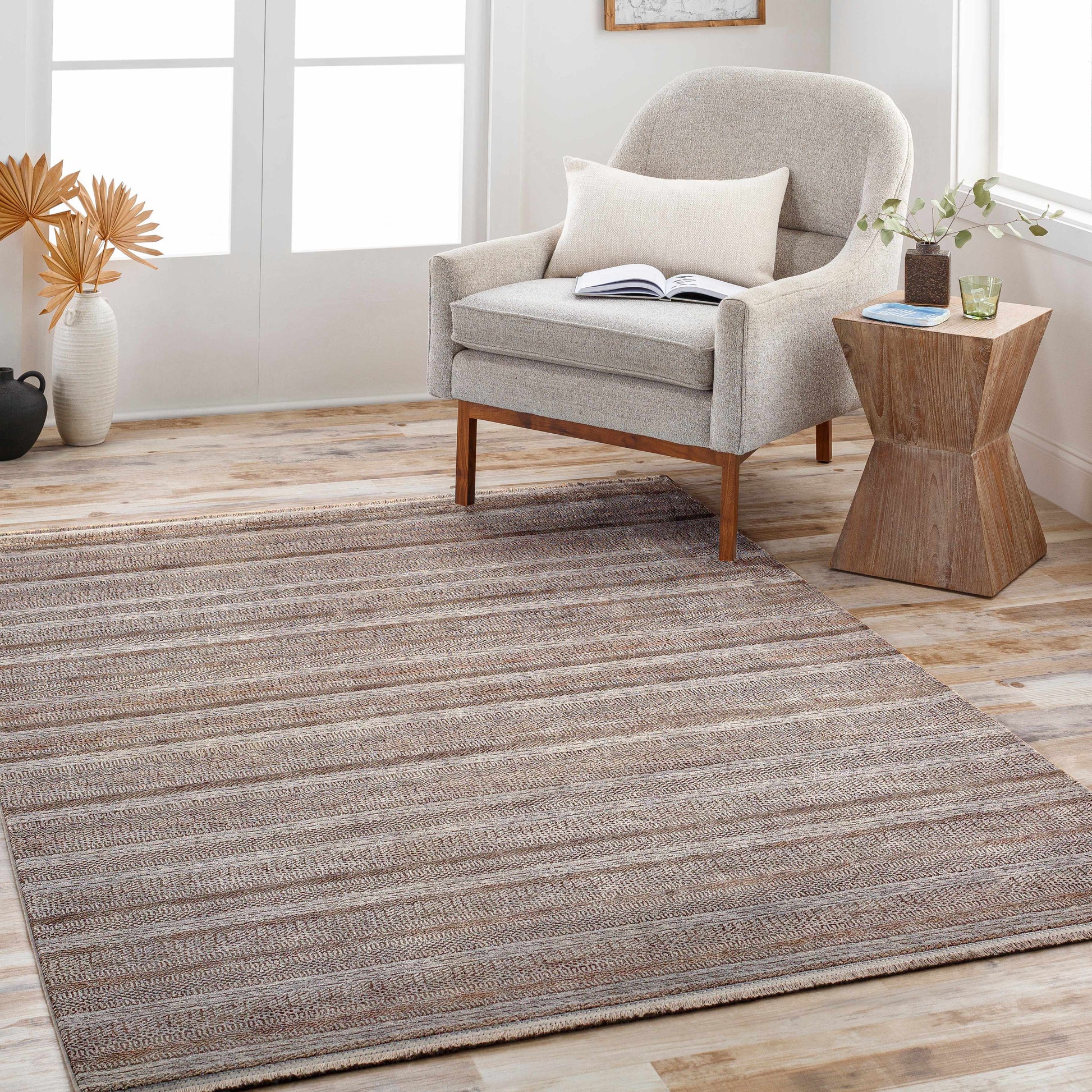 Eclipse EPE-2310 Machine Woven Rug
