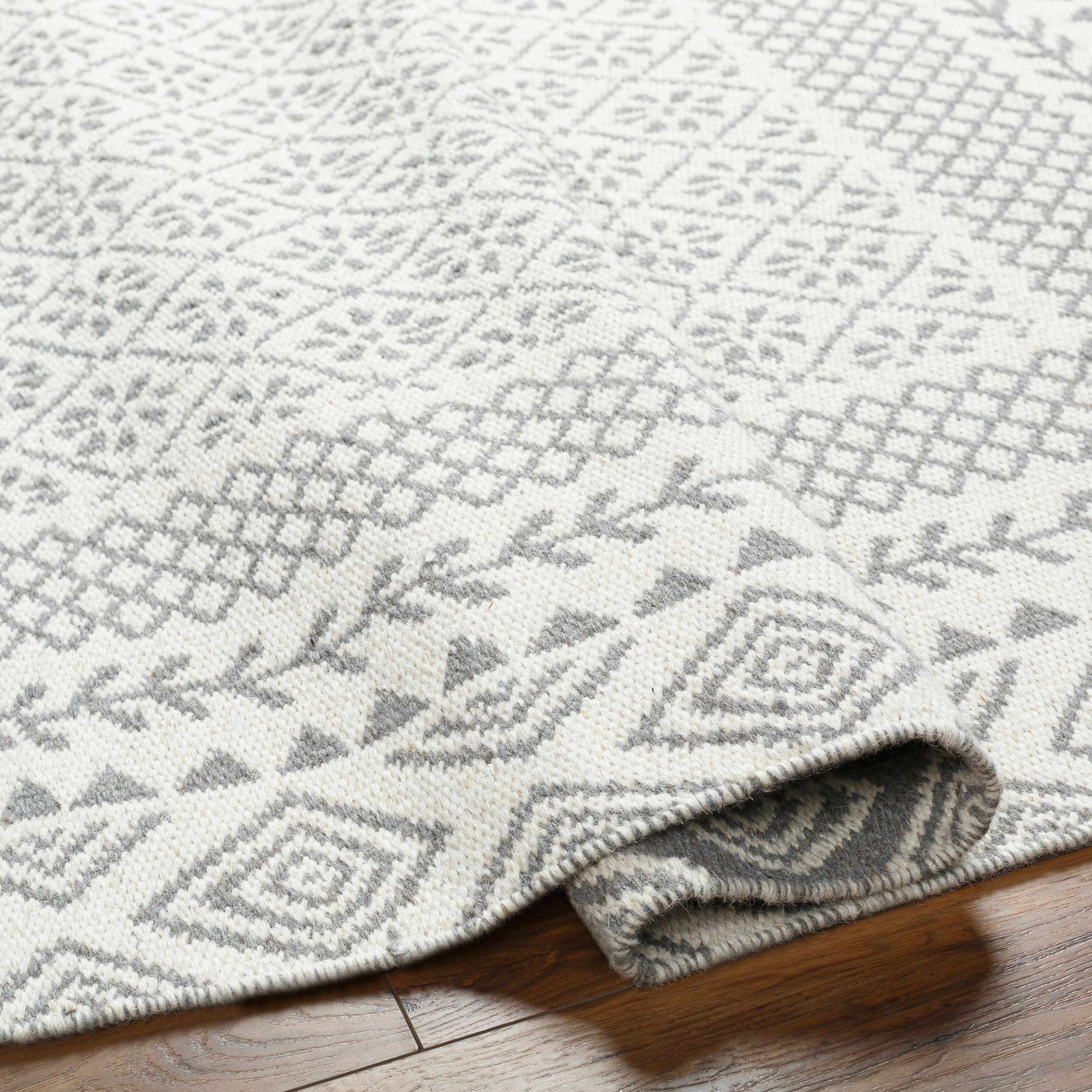 Mardin MDI-2317 Hand Woven Rug