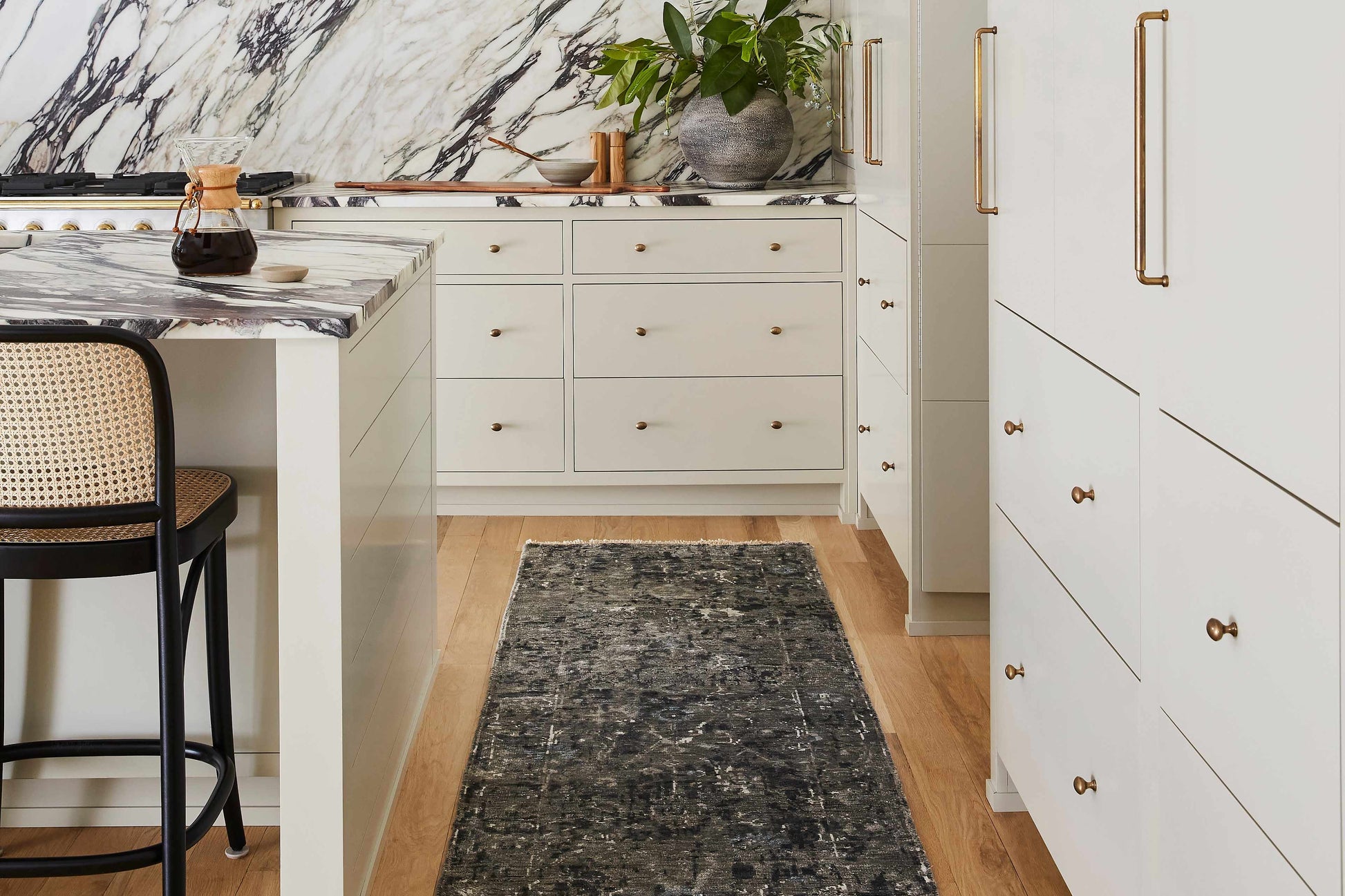 Theodora THO-3011 Hand Knotted Rug