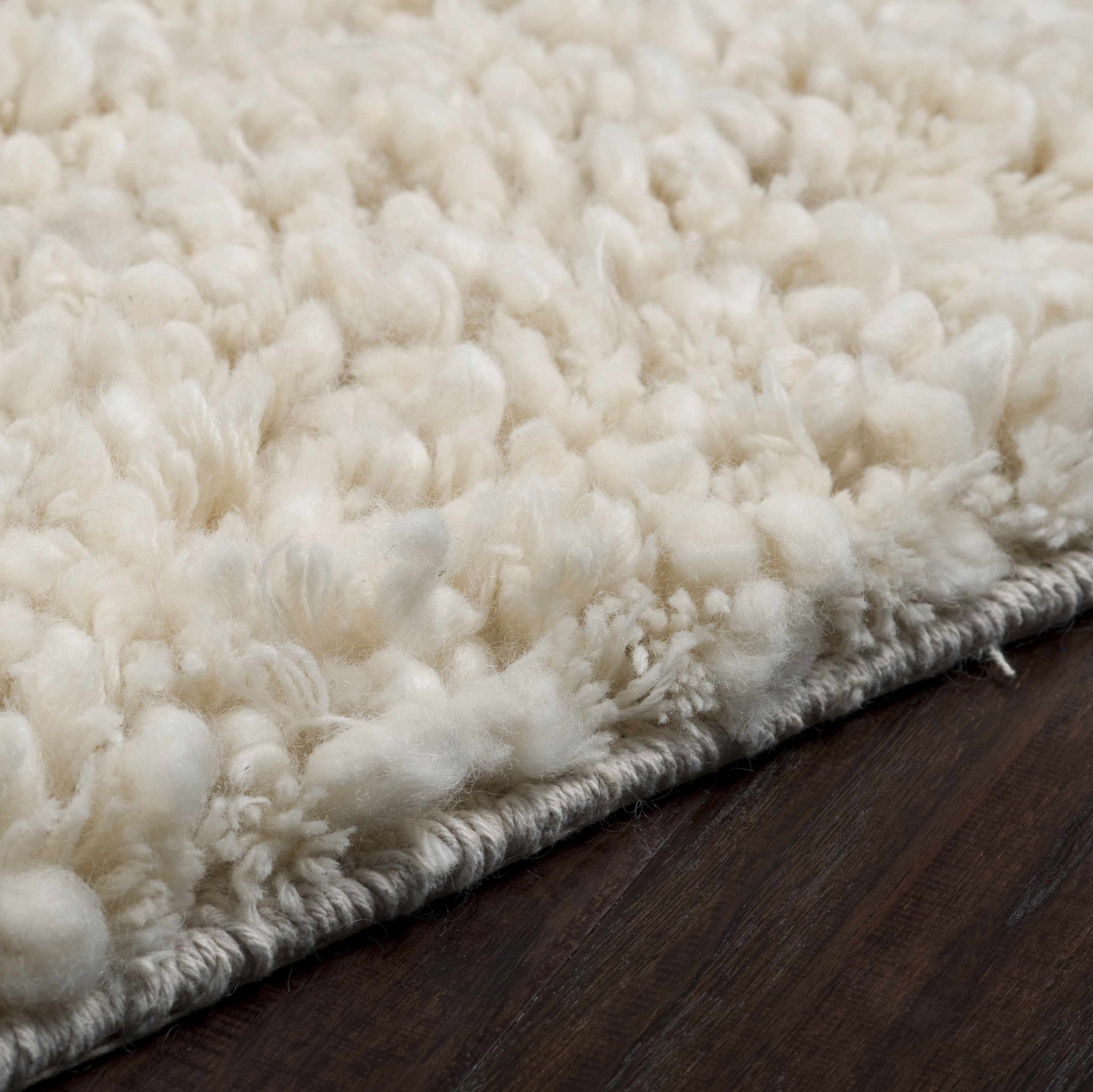 Metropolitan MET-8683 Hand Woven Rug