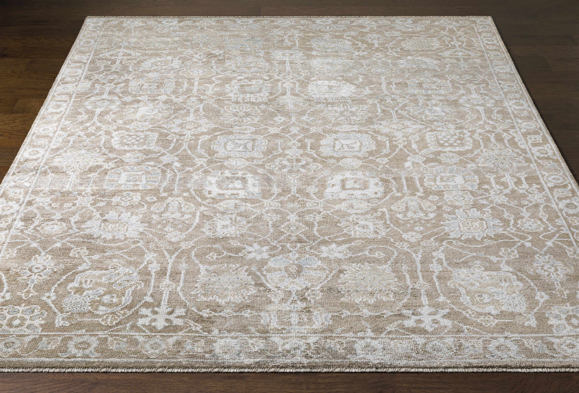 Royal RYL-2303 Hand Knotted Rug