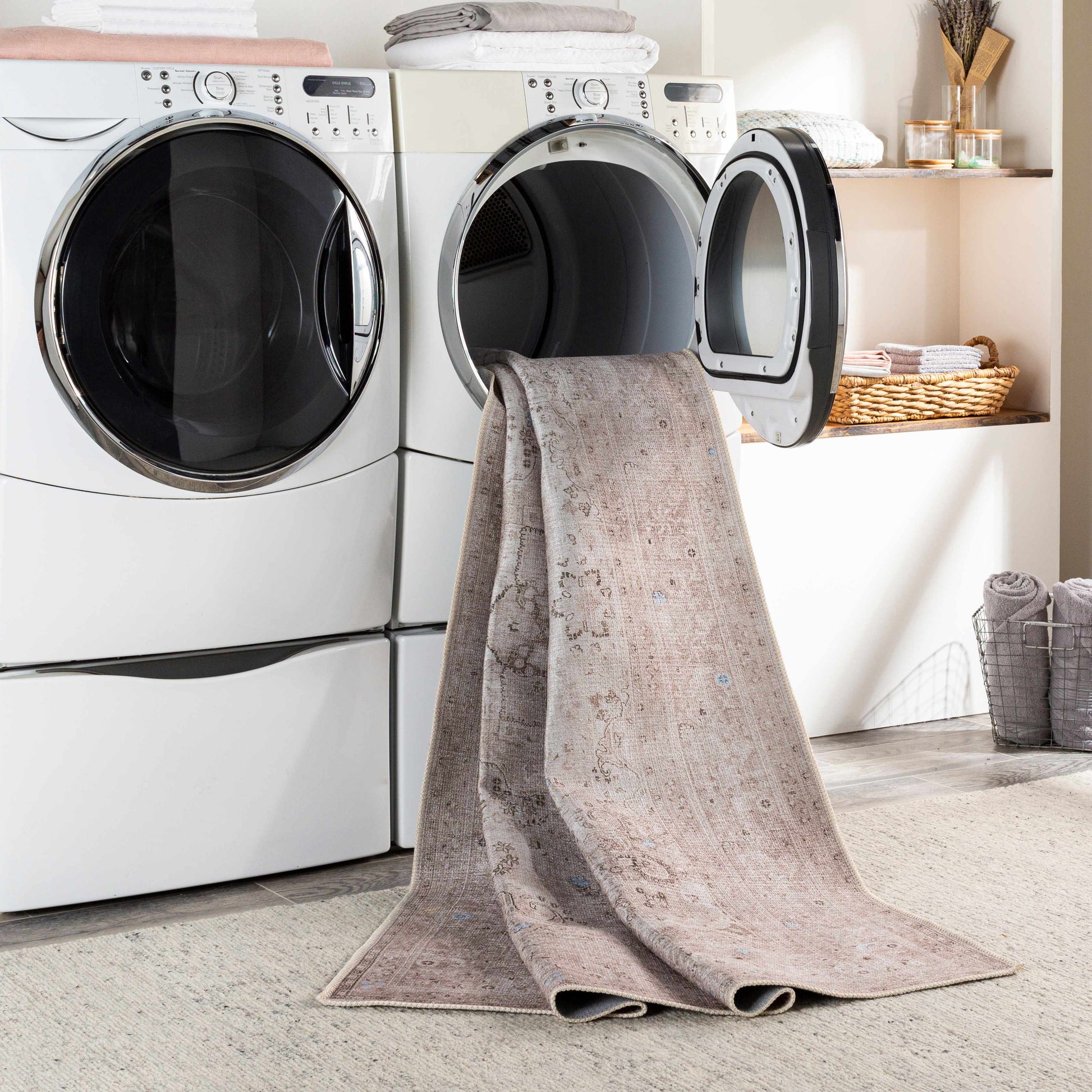 Amelie AML-2303 Machine Woven Rug