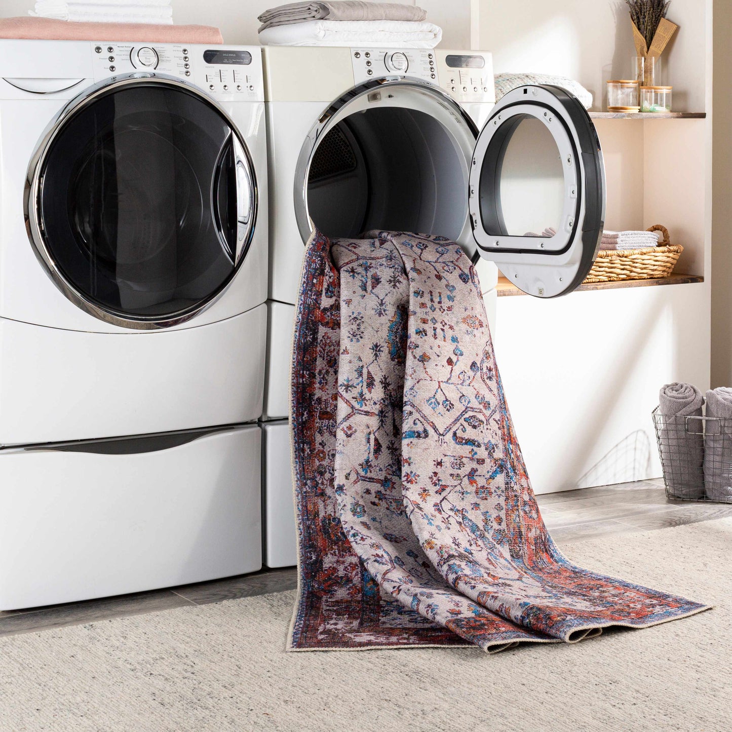 Tahmis THI-2713 Machine Woven Rug