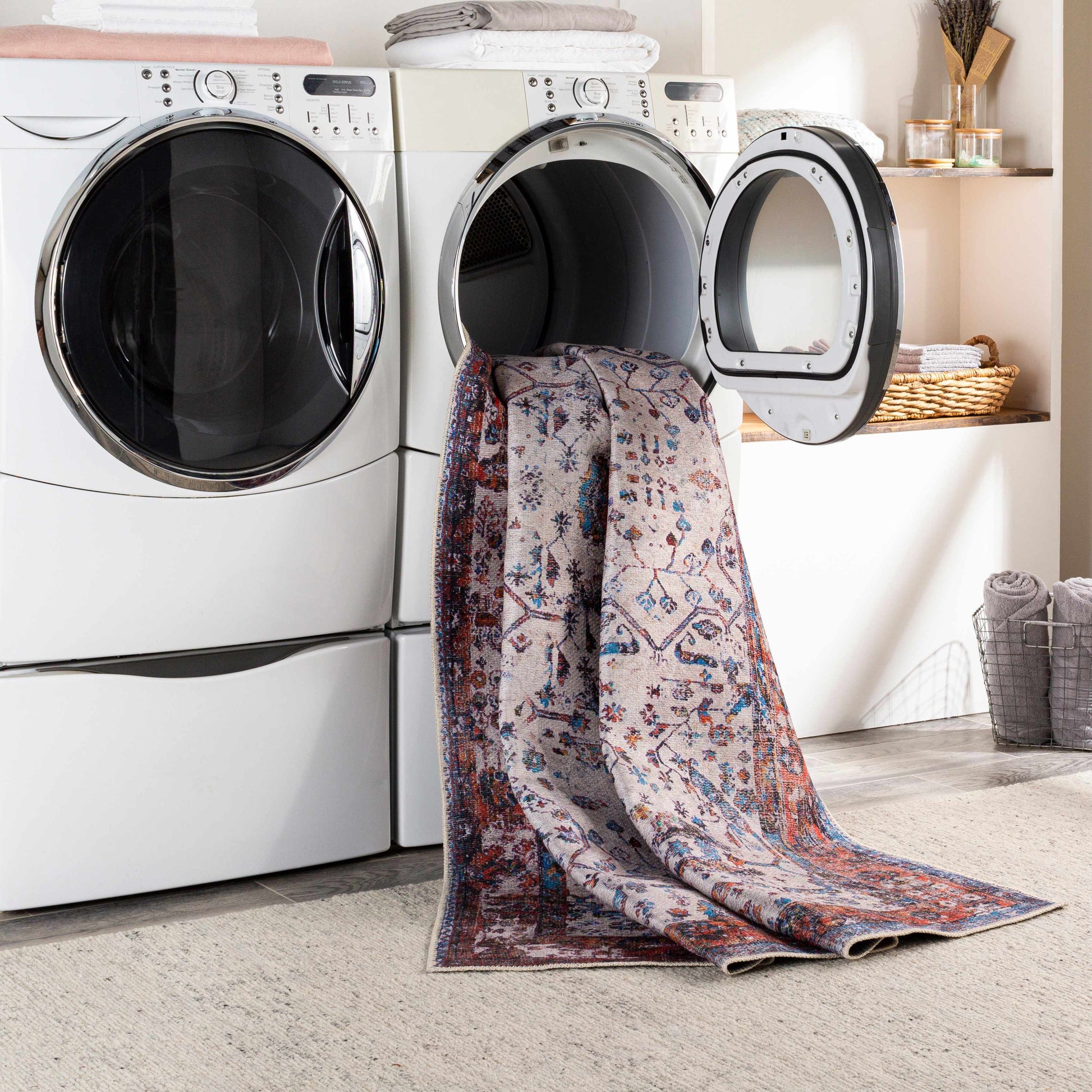 Tahmis THI-2713 Machine Woven Rug