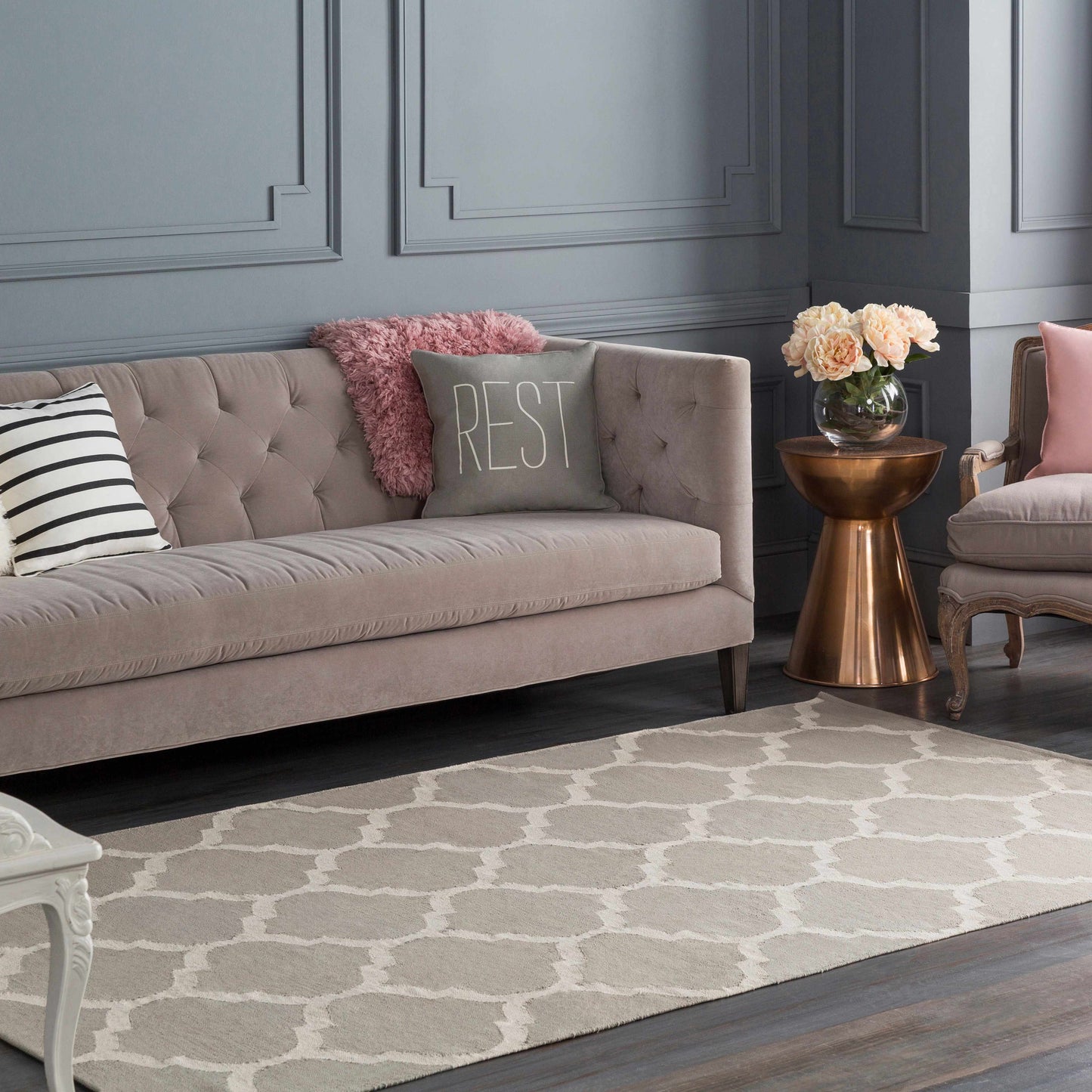 Vogue AWLT-3004 Hand Woven Rug